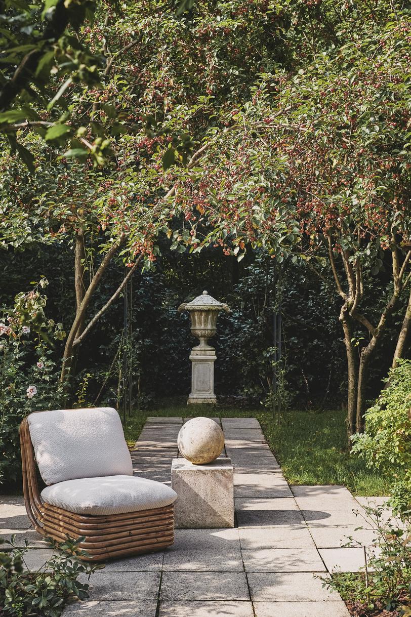 BOHEMIAN 72 armchair upholstered with a rattan base