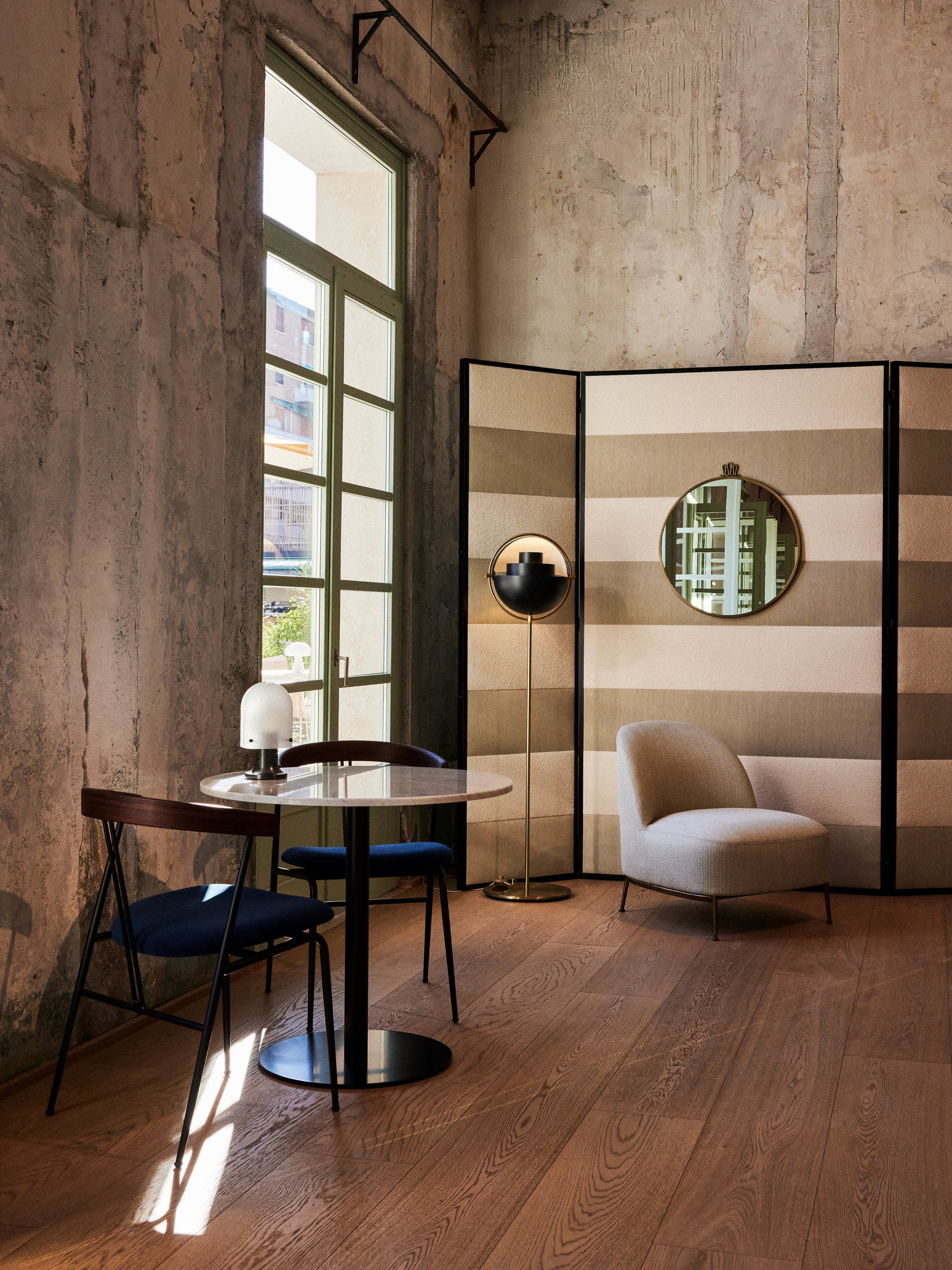 Polsterstuhl VIOLIN aus Eichenholz