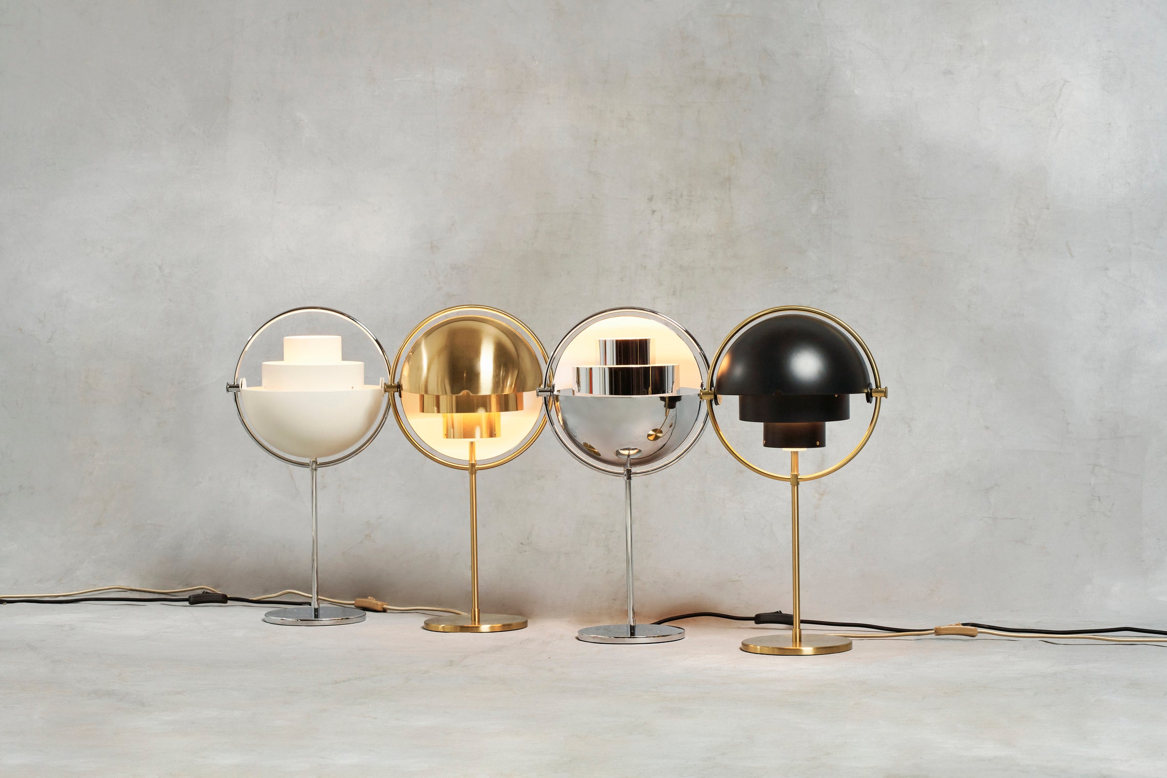 MULTI-LITE brass table lamp