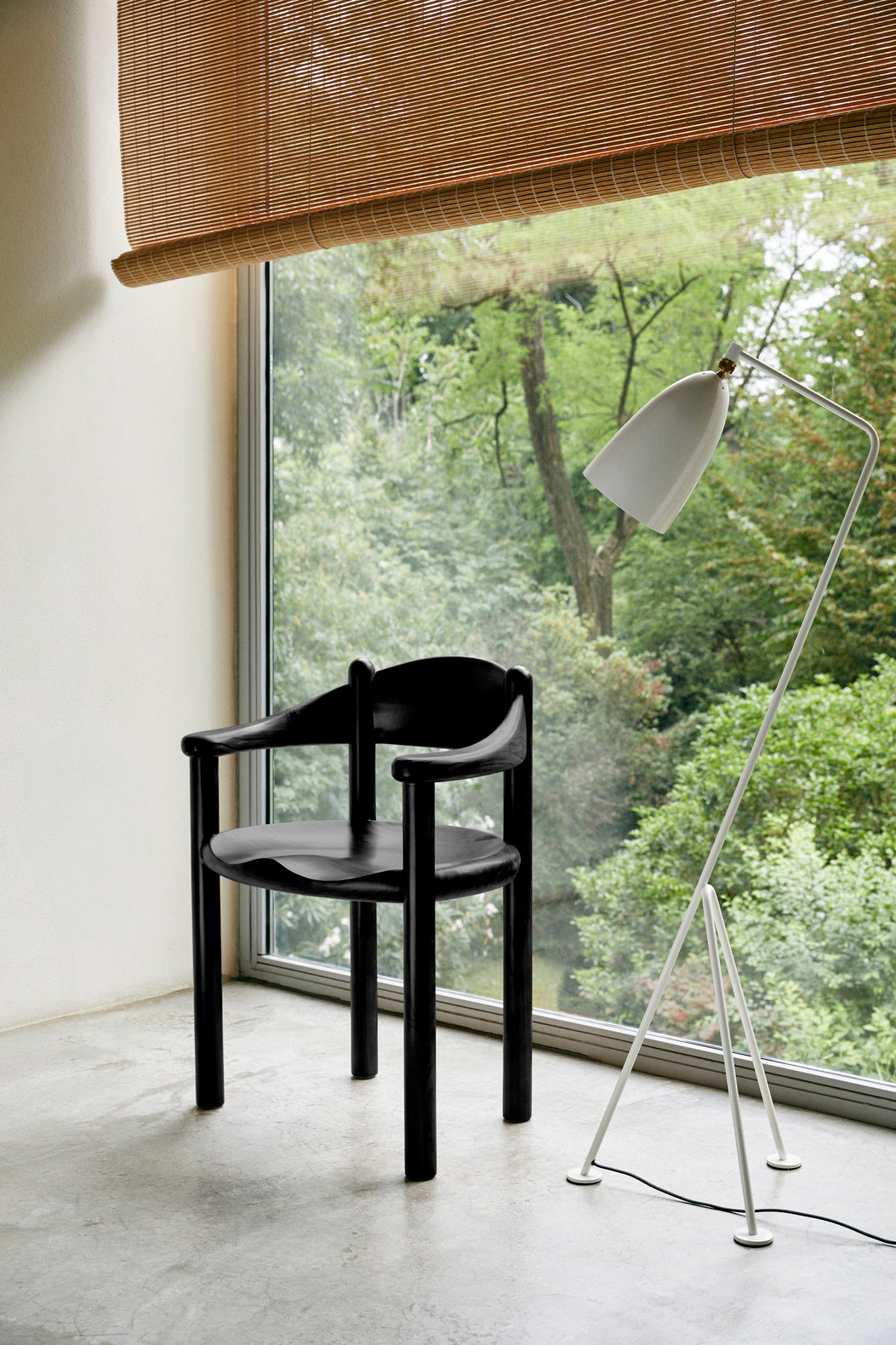 Stuhl mit Armlehnen DAUMILLER schwarz Kiefernholz