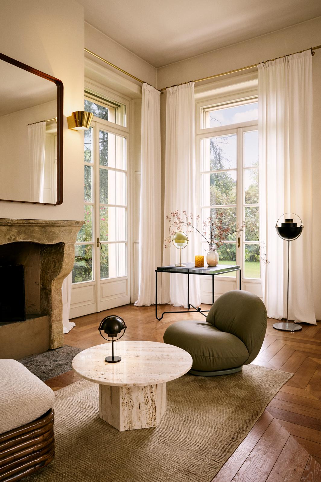 Polsterstuhl PACHA mit schwarzem Gestell