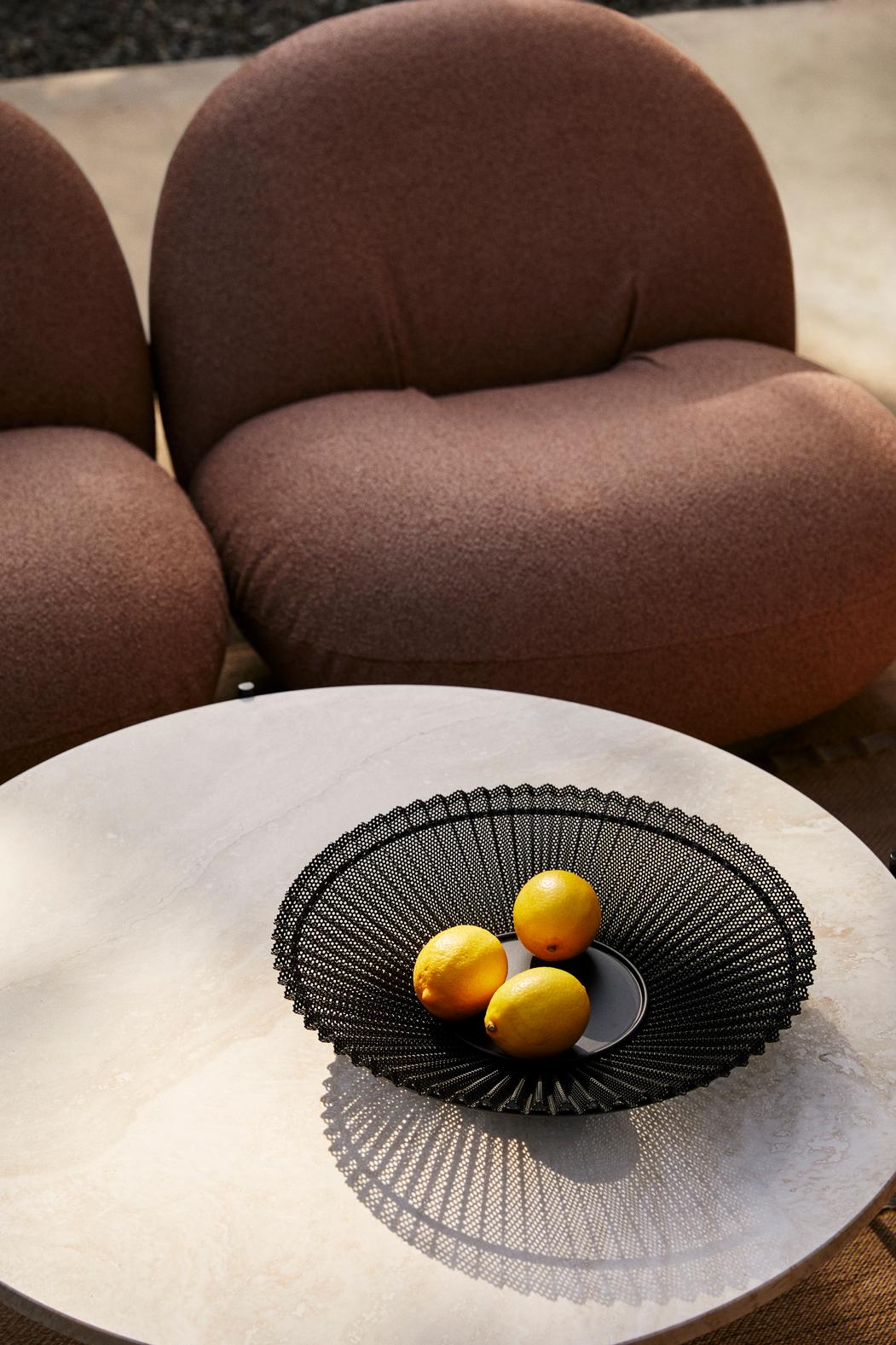 Round coffee table TS sandy travertine with black base