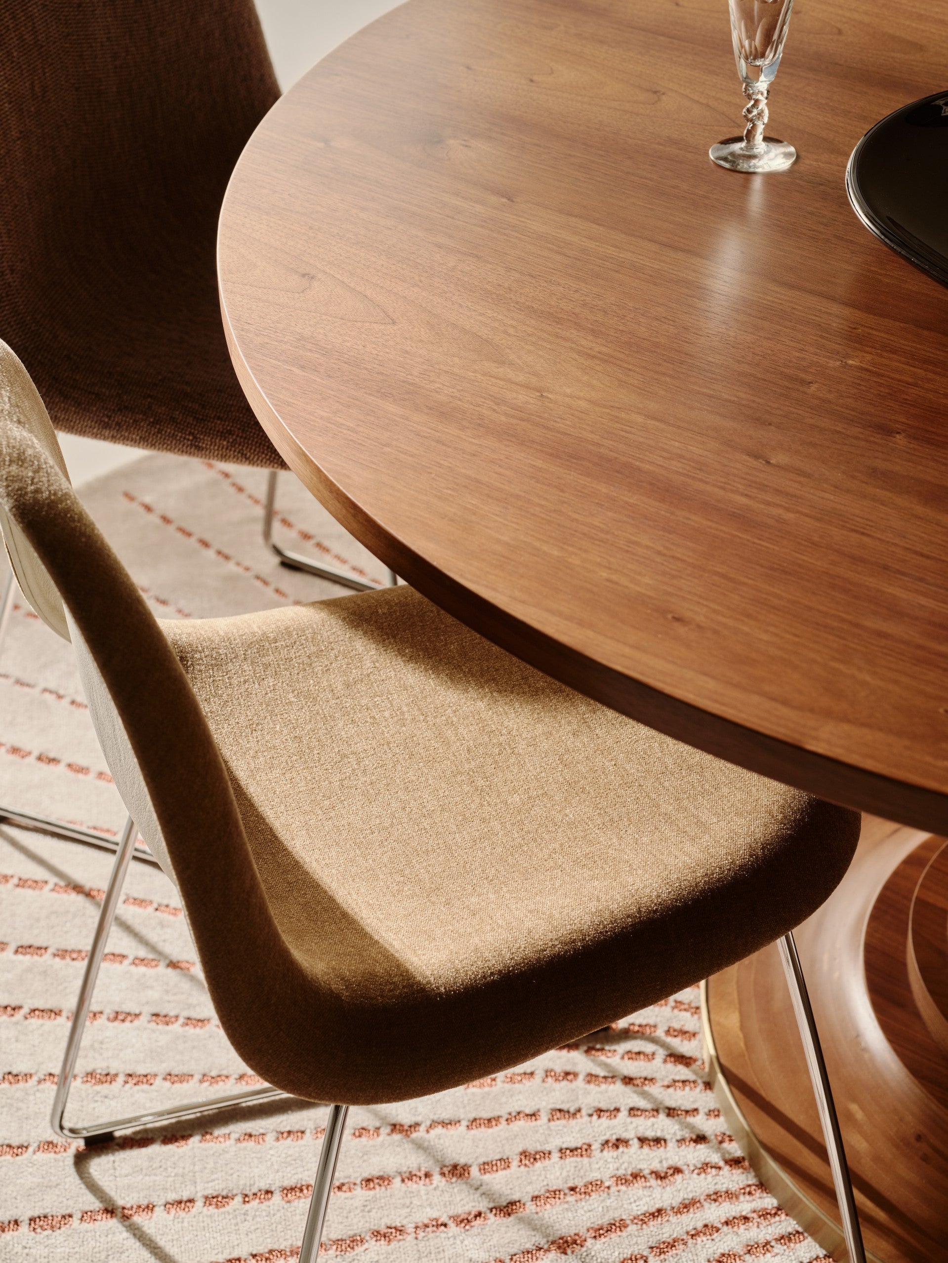 Stoel GUBI 3D eikenhout