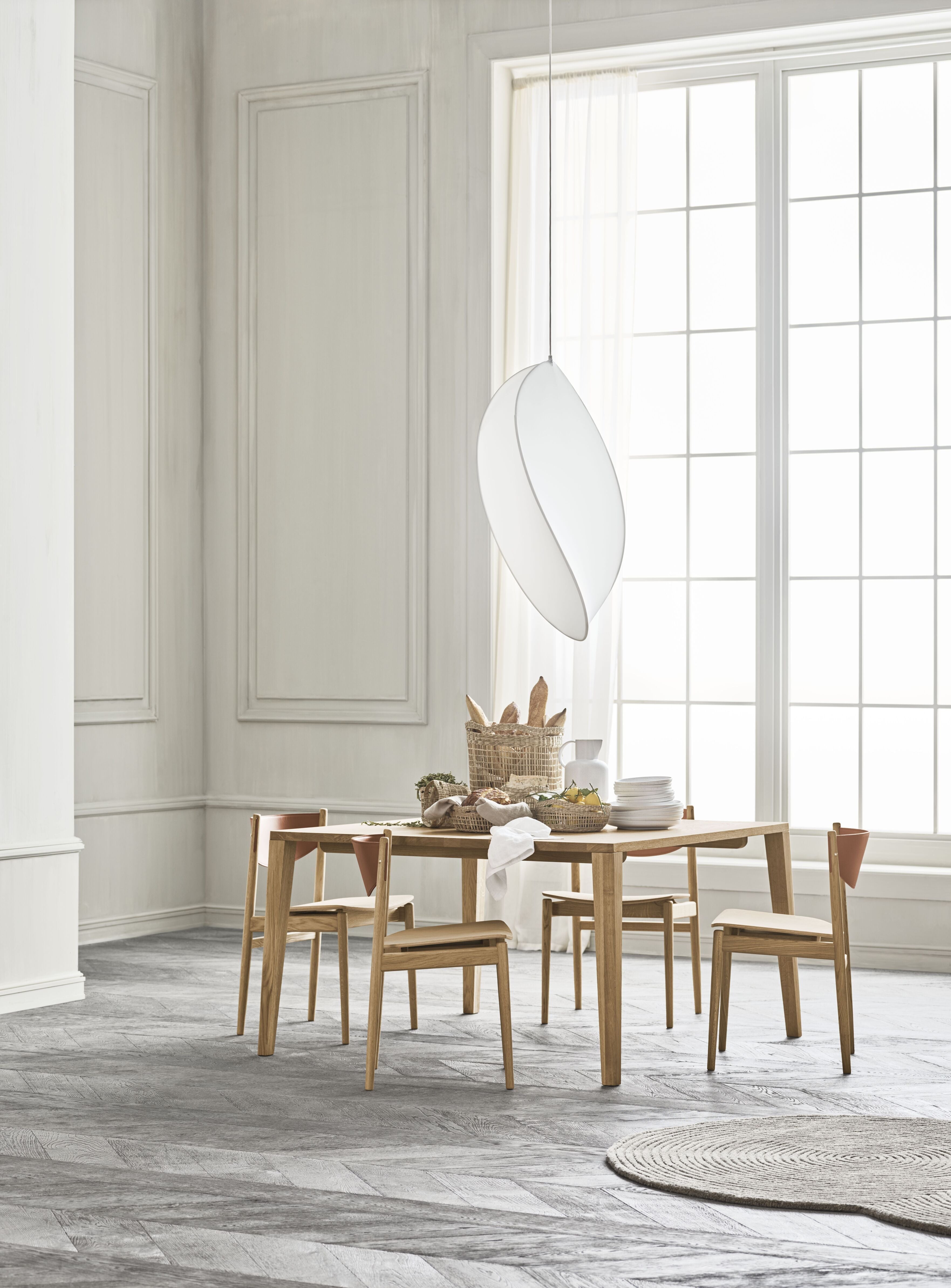 Tafel GRACEFUL donker eikenhout