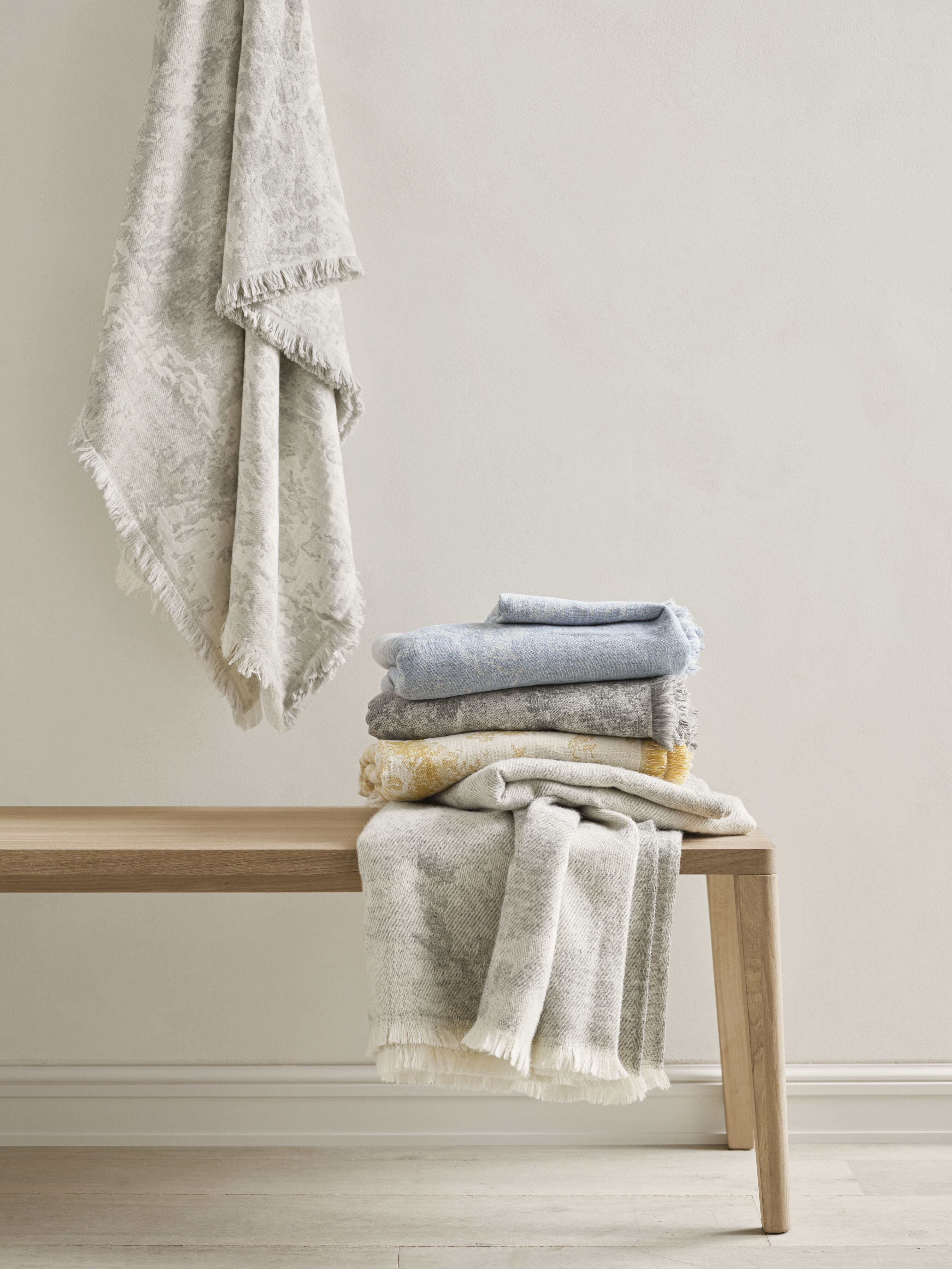 GRACEFUL bank van zwart eikenhout