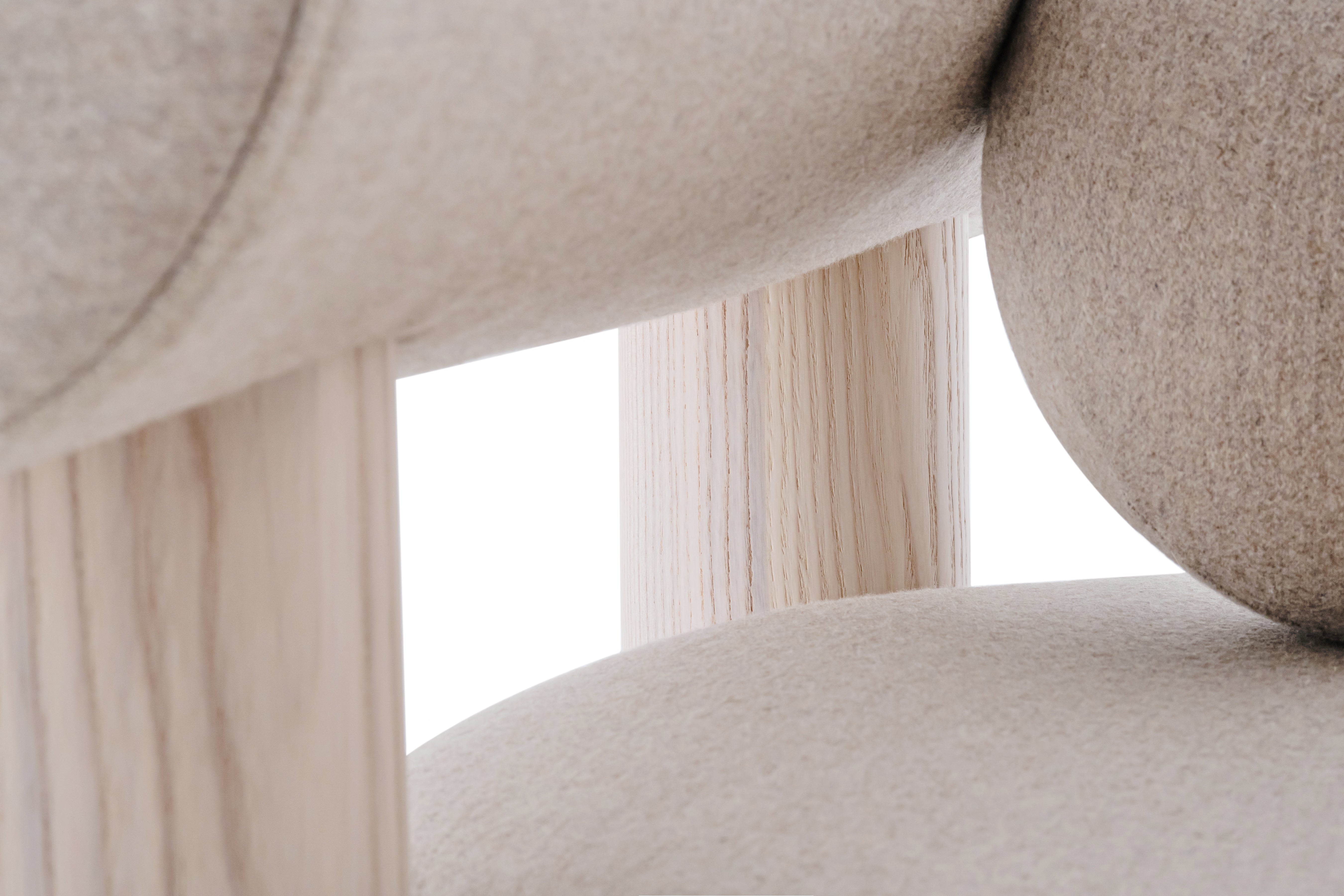 Sessel GROPIUS CS2 gepolstert mit Holzgestell