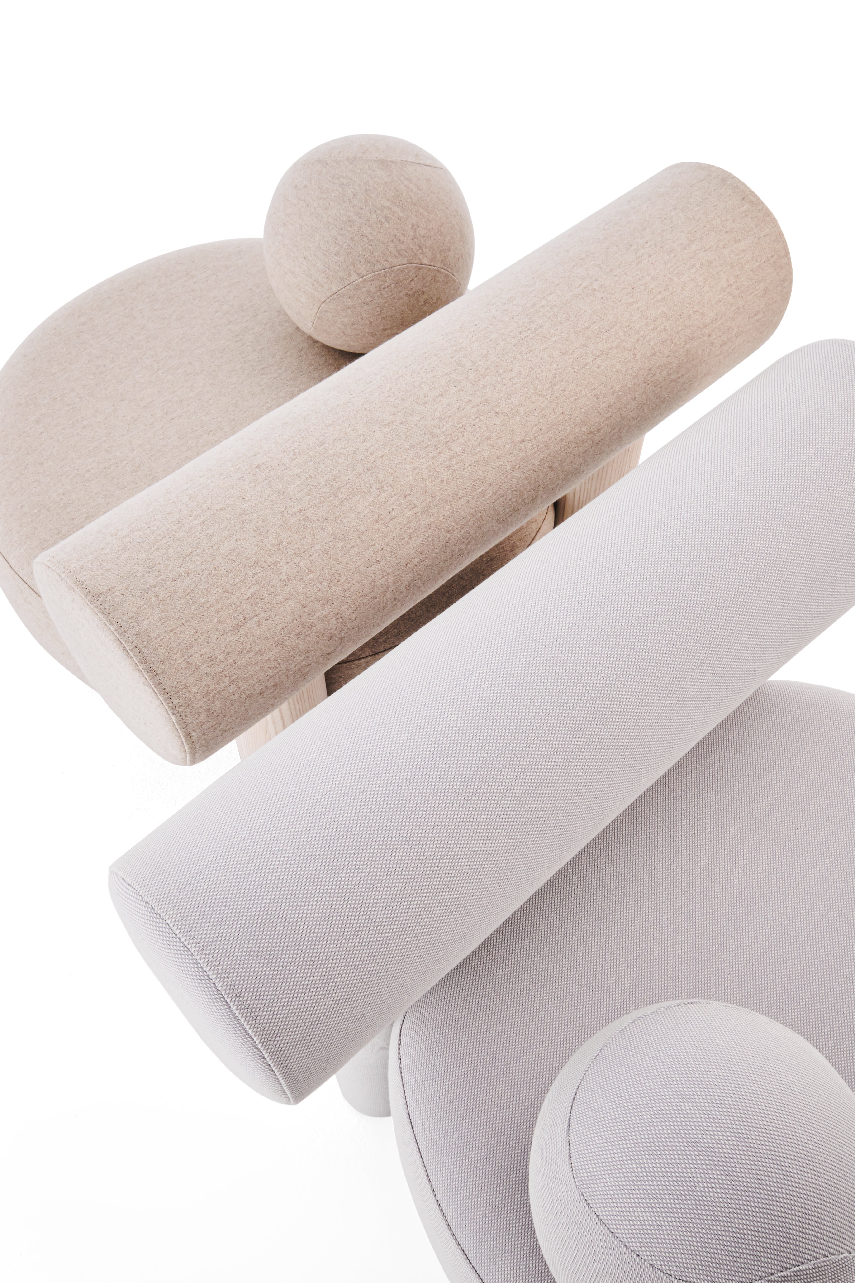 Sessel GROPIUS CS2 gepolstert mit Holzgestell