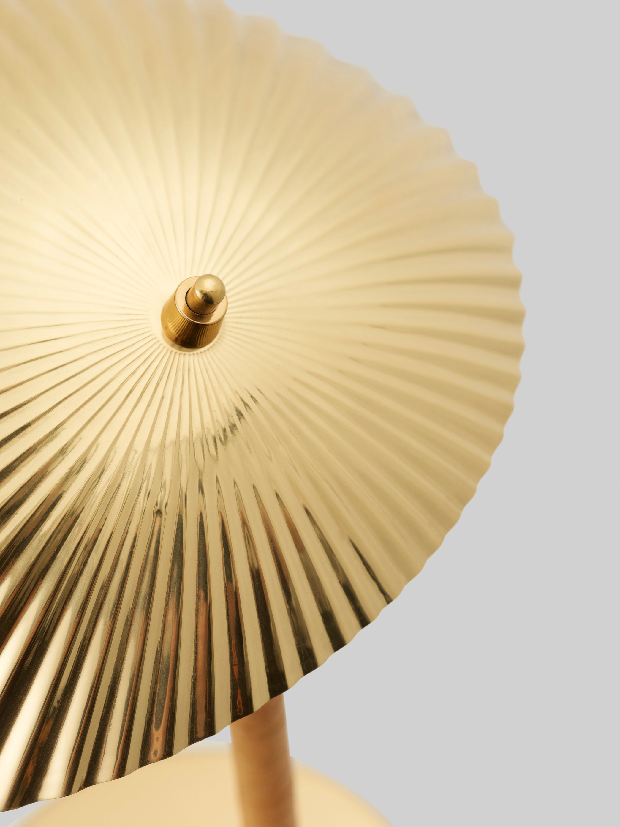 Tischleuchte 5321 Messing poliert