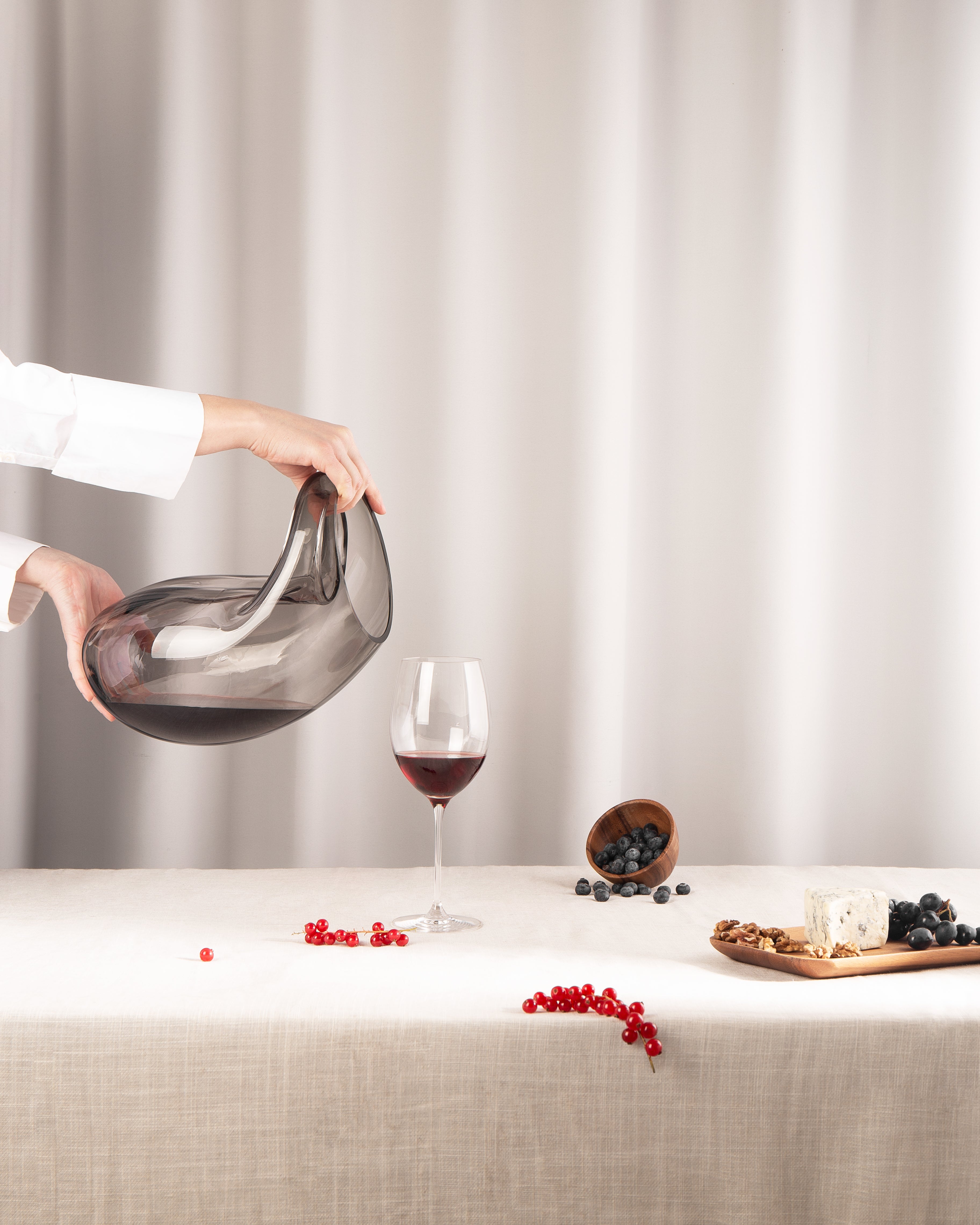 GUTTA BOON vase gray with black