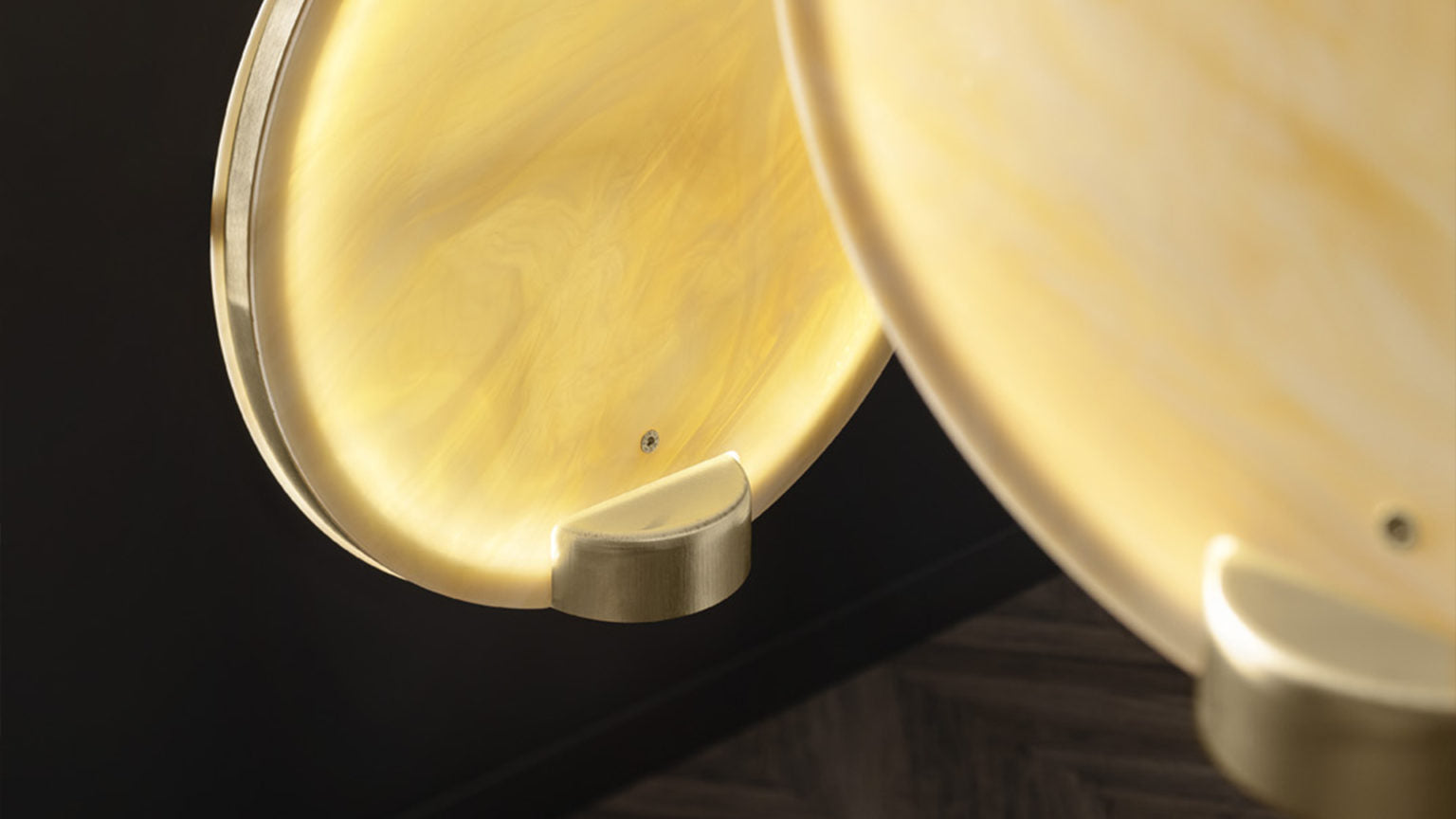 Pendant lamp HORO S5 brushed brass