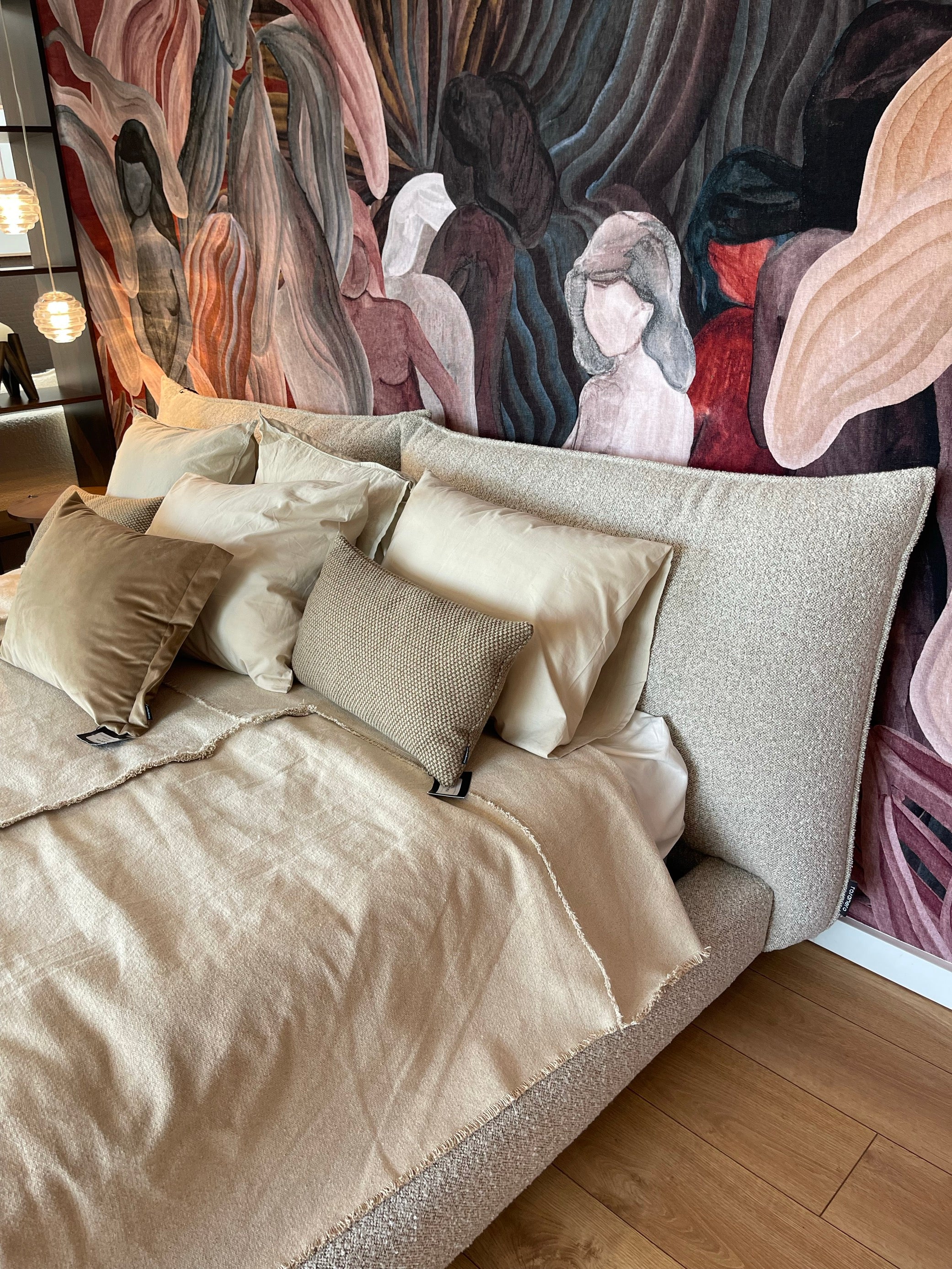 Bed JOY in stof TISSO 04