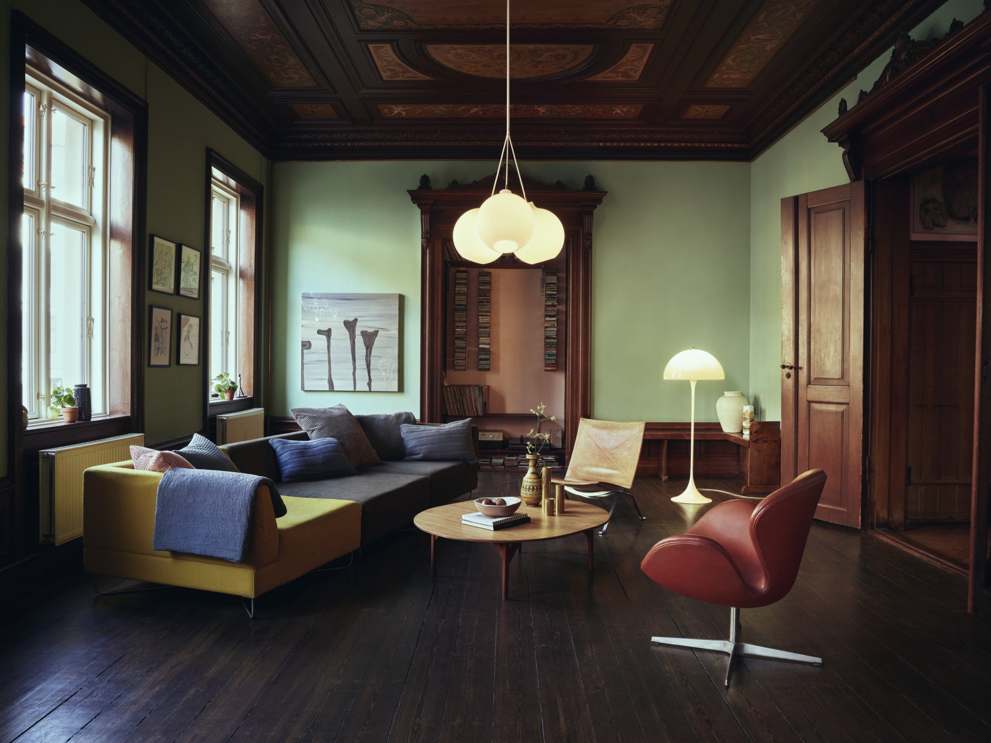 WOHLERT pendant lamp white glass