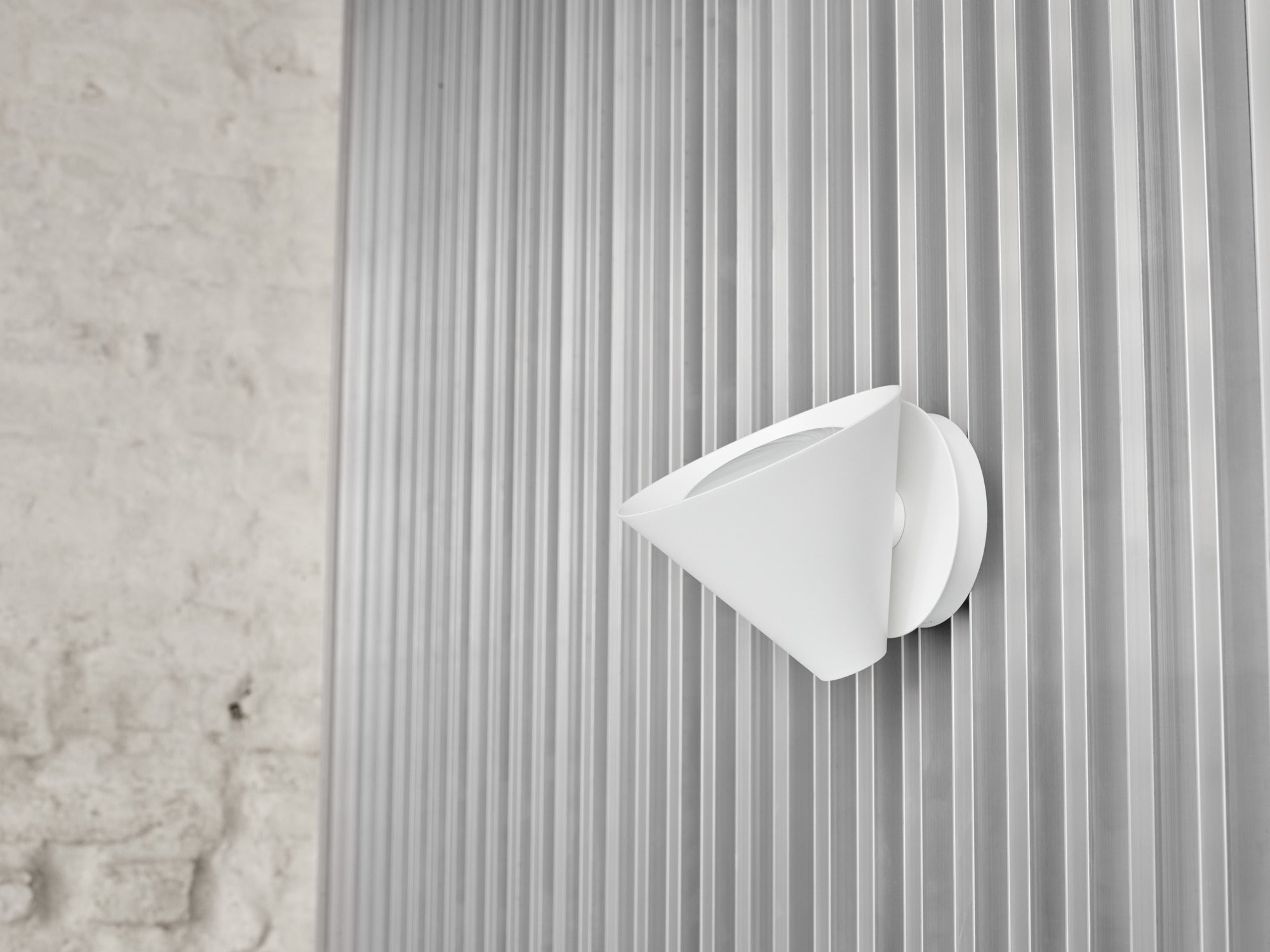 KEGLEN wall lamp white