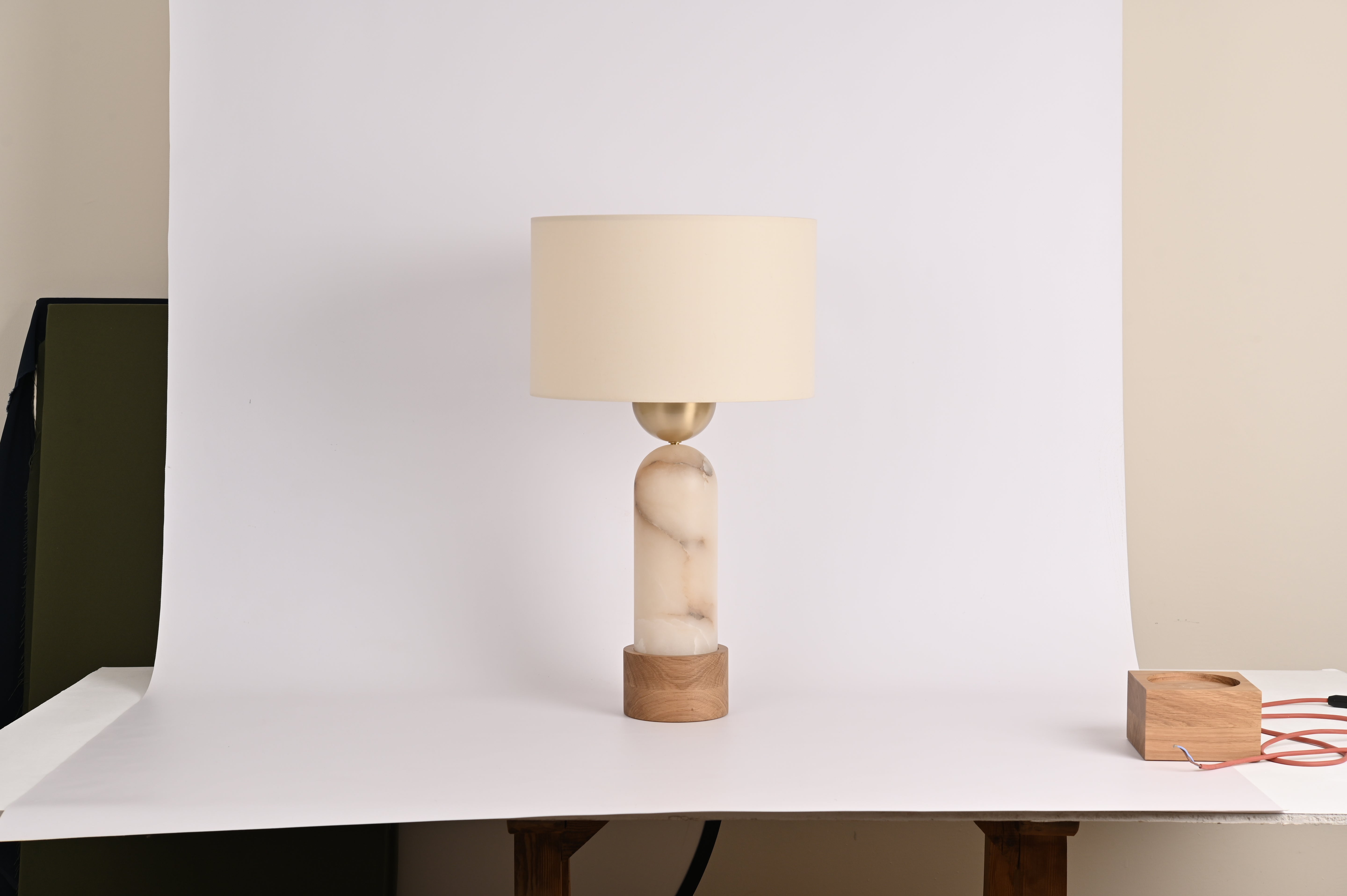 Tafellamp PEONA KELO wit alabaster