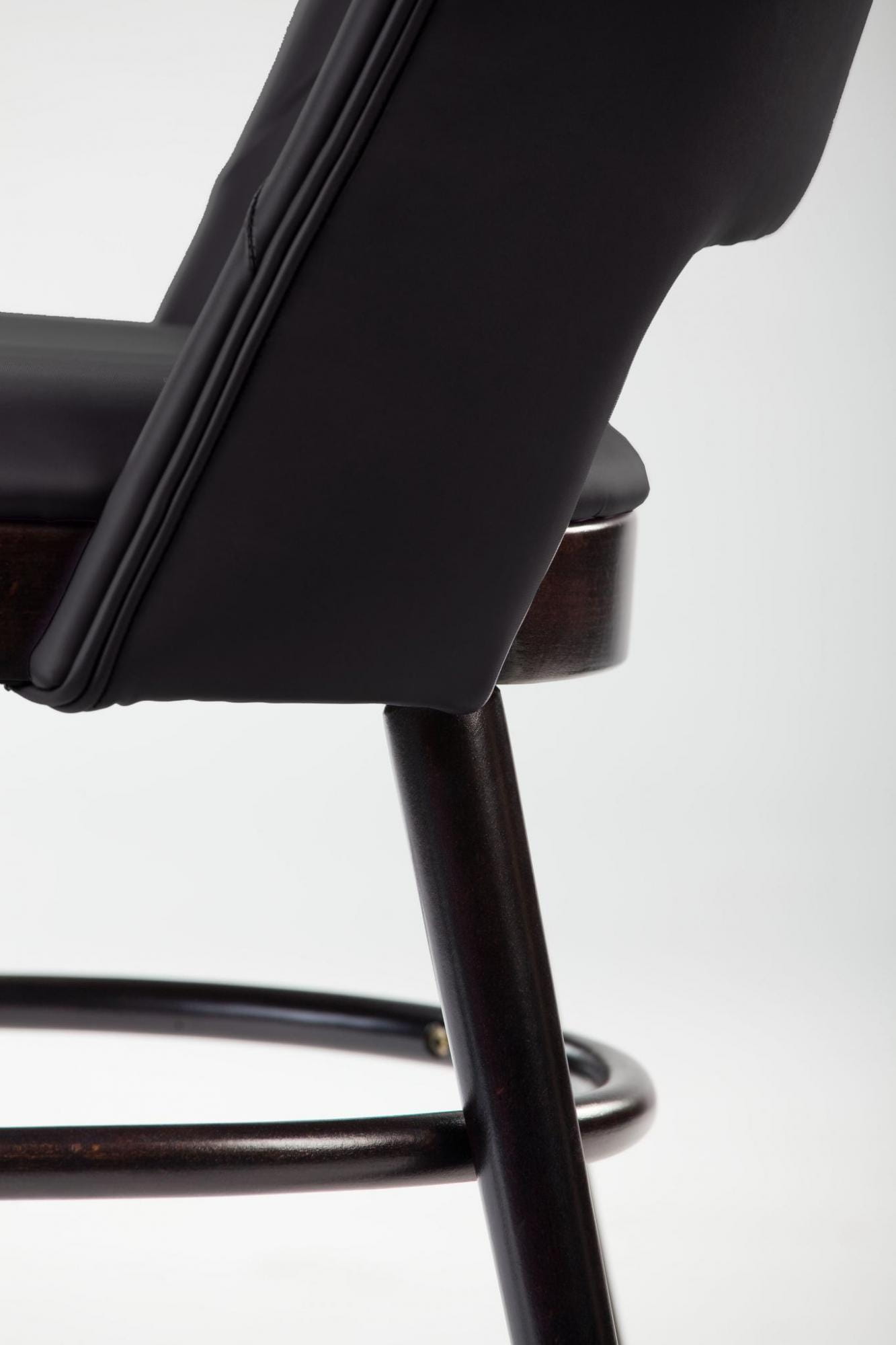 SHELL A-0045 chair upholstered with a beech base