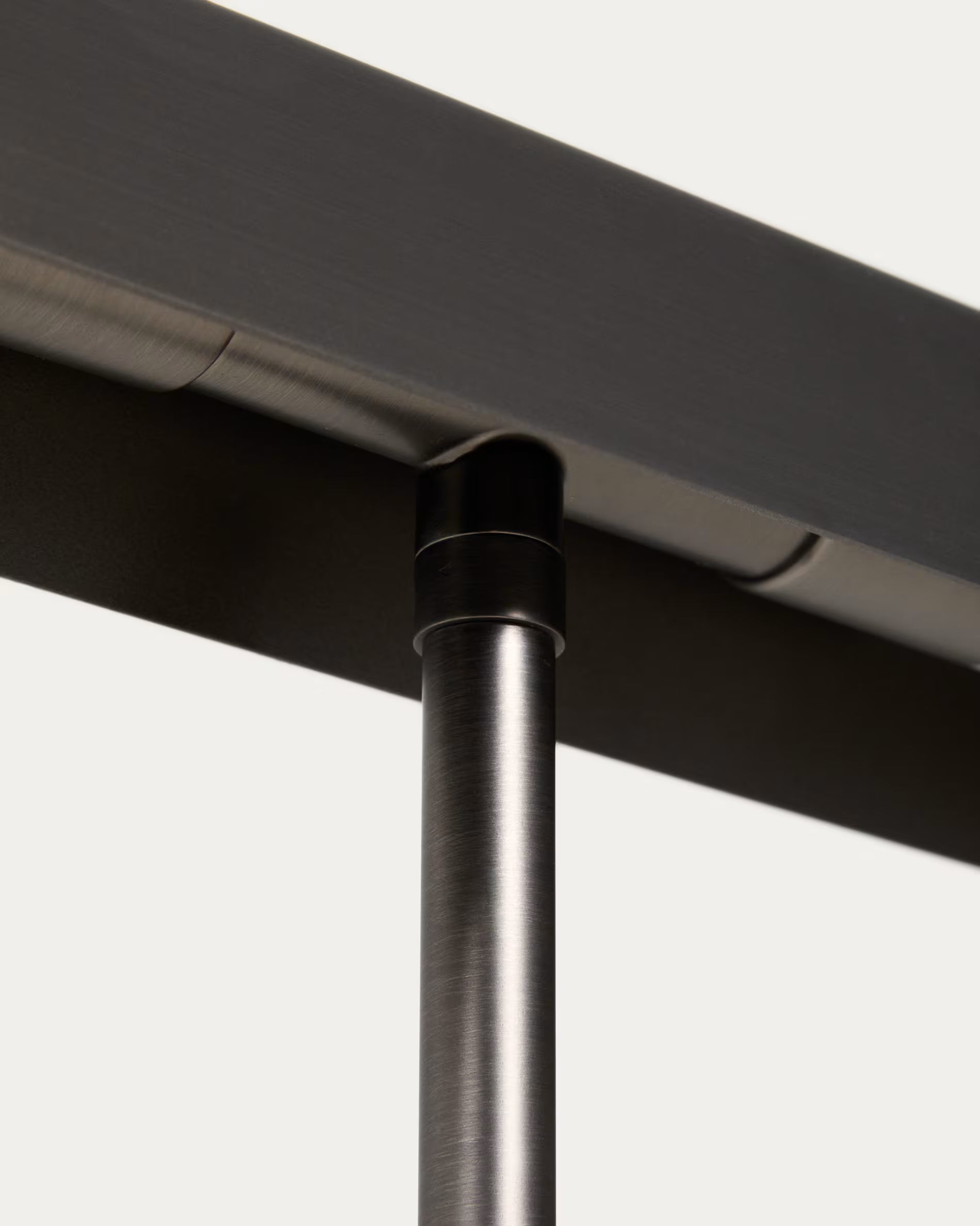 Stehlampe LYNOR schwarz mit schwarzem Marmorsockel