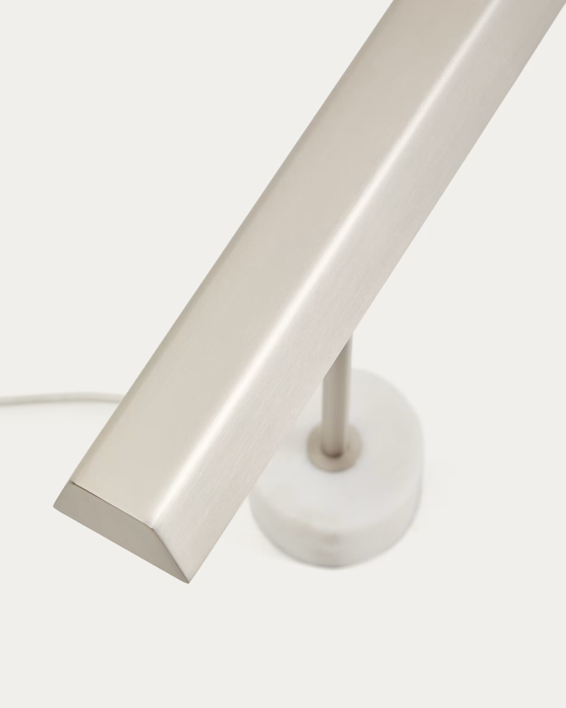 LYNOR Table Lamp Silver with White Marble Base