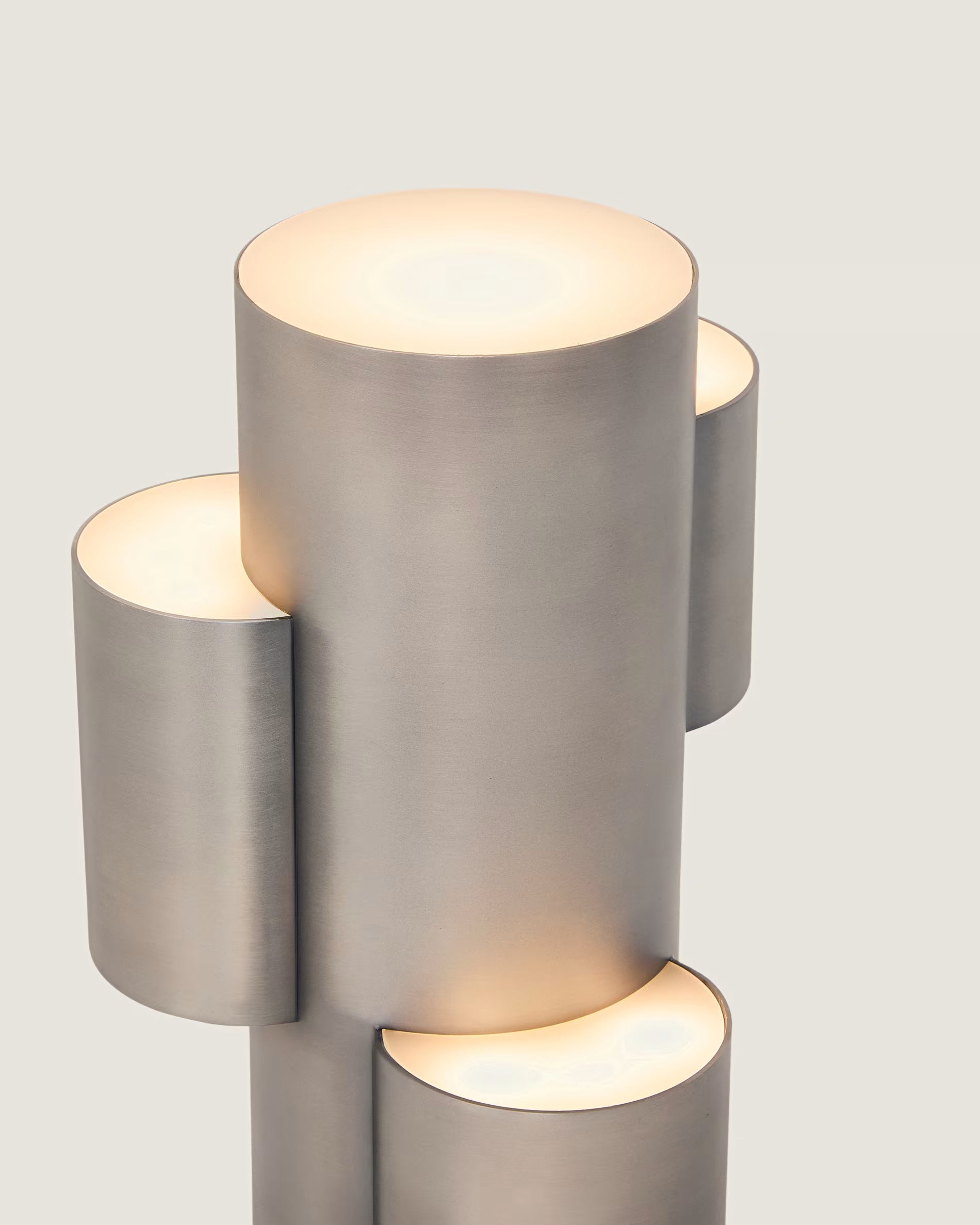 Tragbare Lampe ADRINA hellgrau gebürstetes Metall