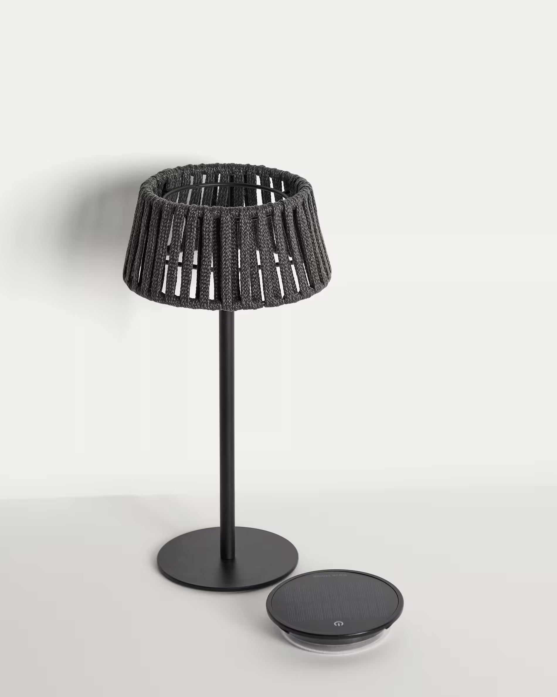 Lampa ogrodowa solarna ALDET czarny z oświetleniem LED