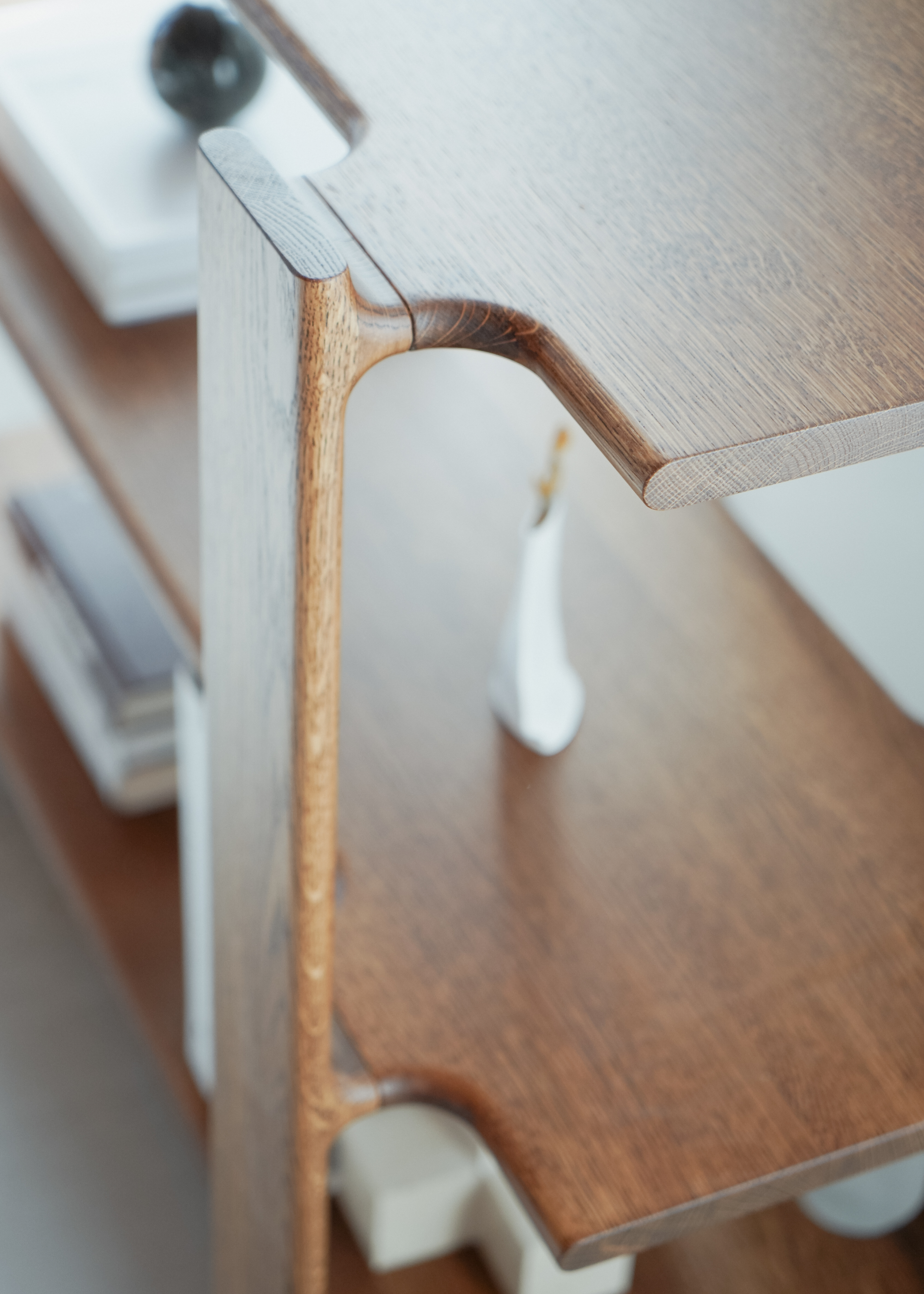 Boekenkast LIGO olijfhout eiken