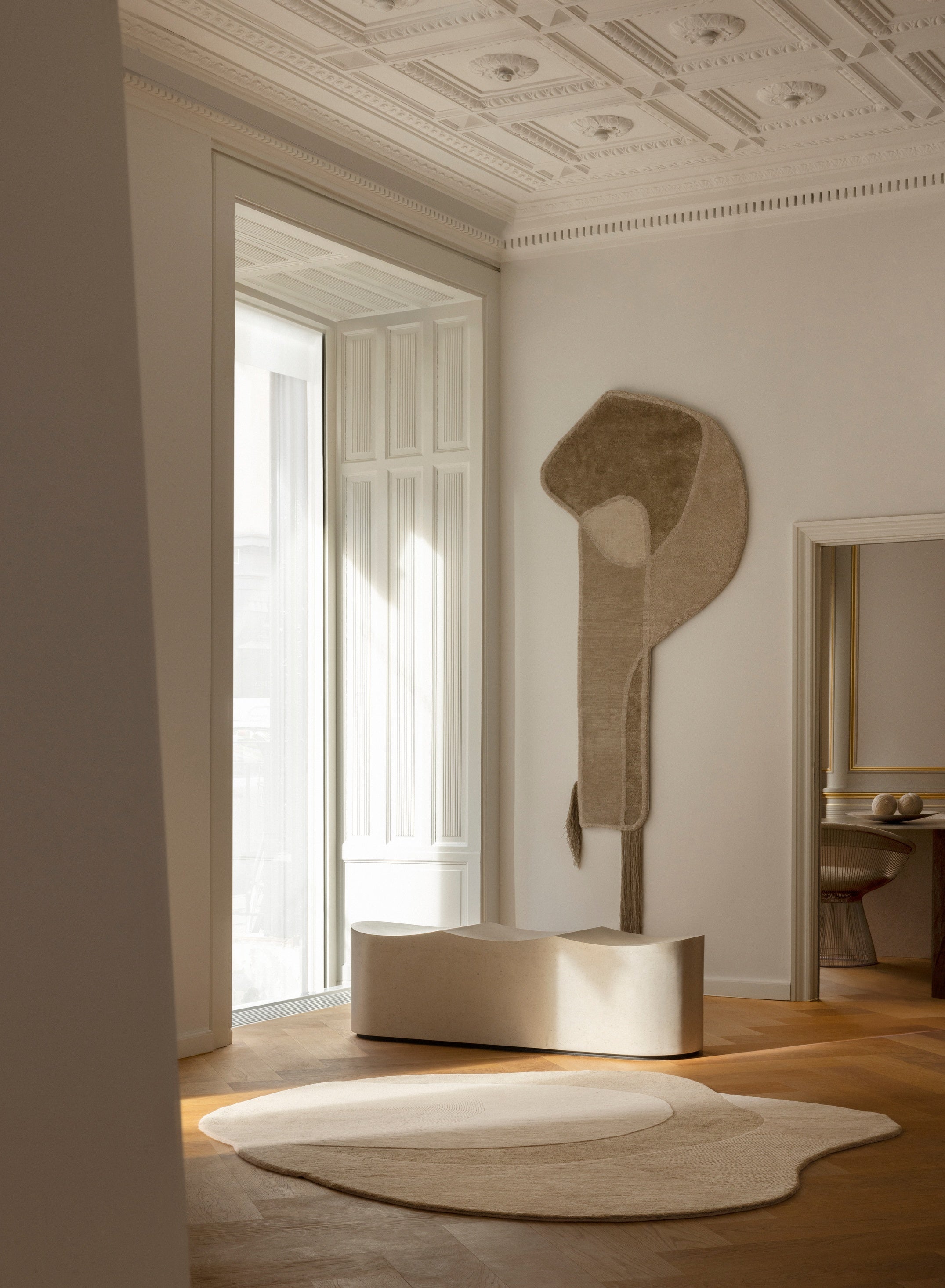 Ovaler Teppich OPTICAL WEB beige