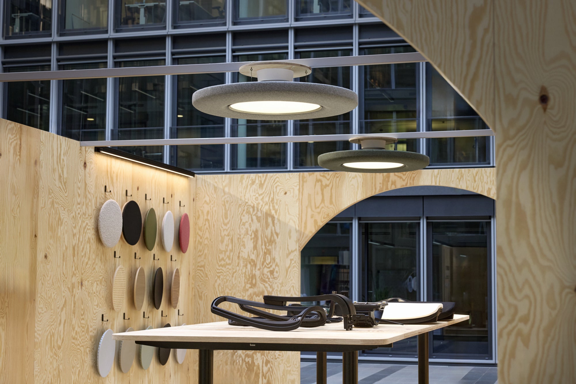 Hanglamp LP SLIM ACOUSTIC zwarte rand