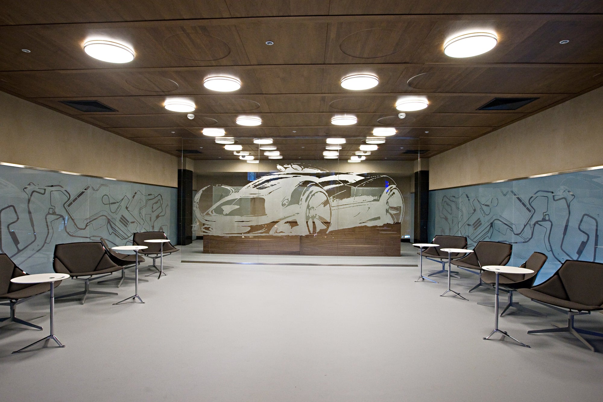 Plafon AJ MUNKEGAARD weiß mit silberner Verkleidung