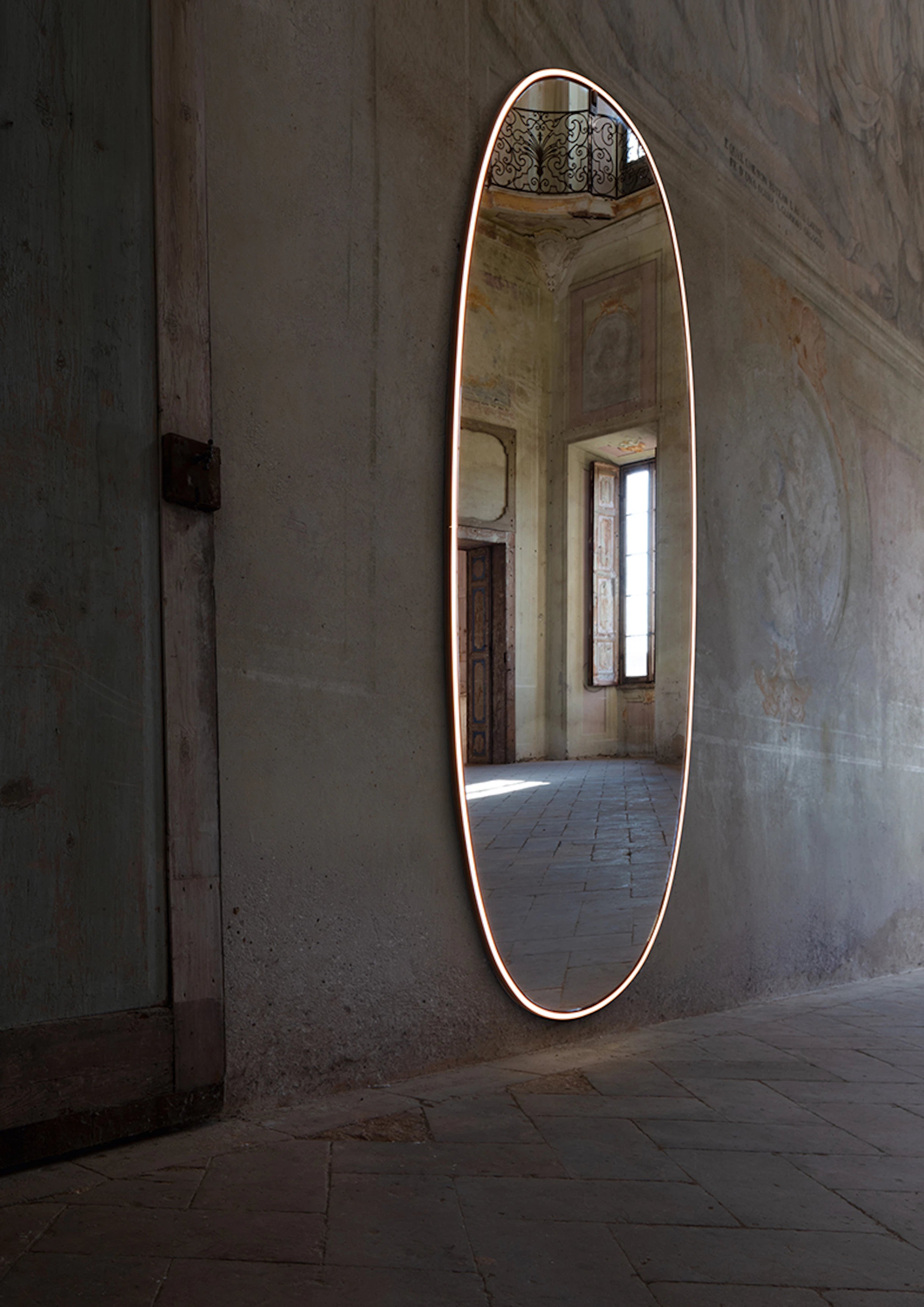 LA PLUS BELLE illuminated mirror brown