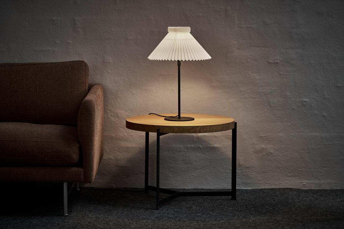 Tischlampe MODELL 334 weiß