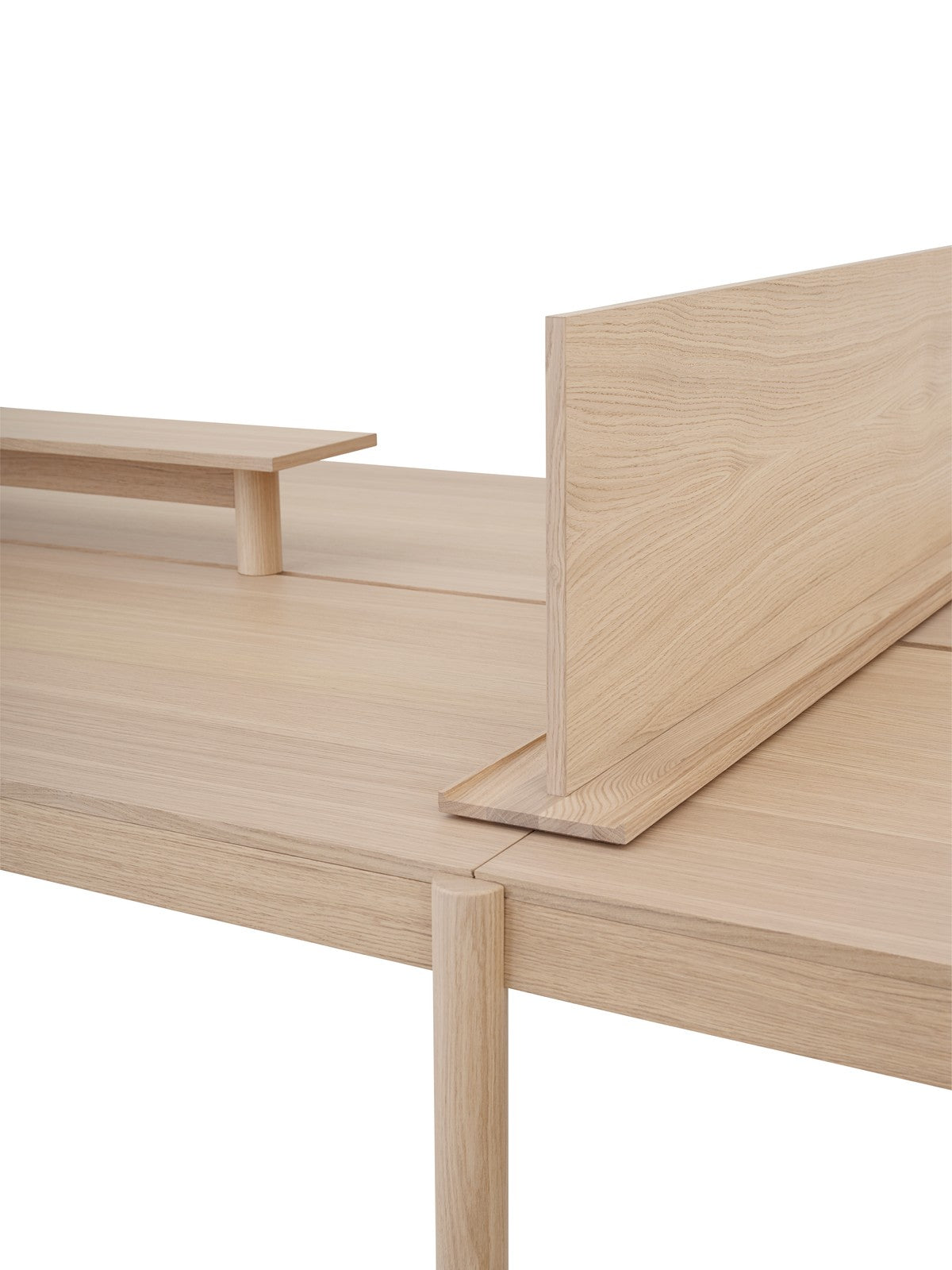 Bürotisch LINEAR SYSTEM - KONFIGURATION 1 Eichenfurnier