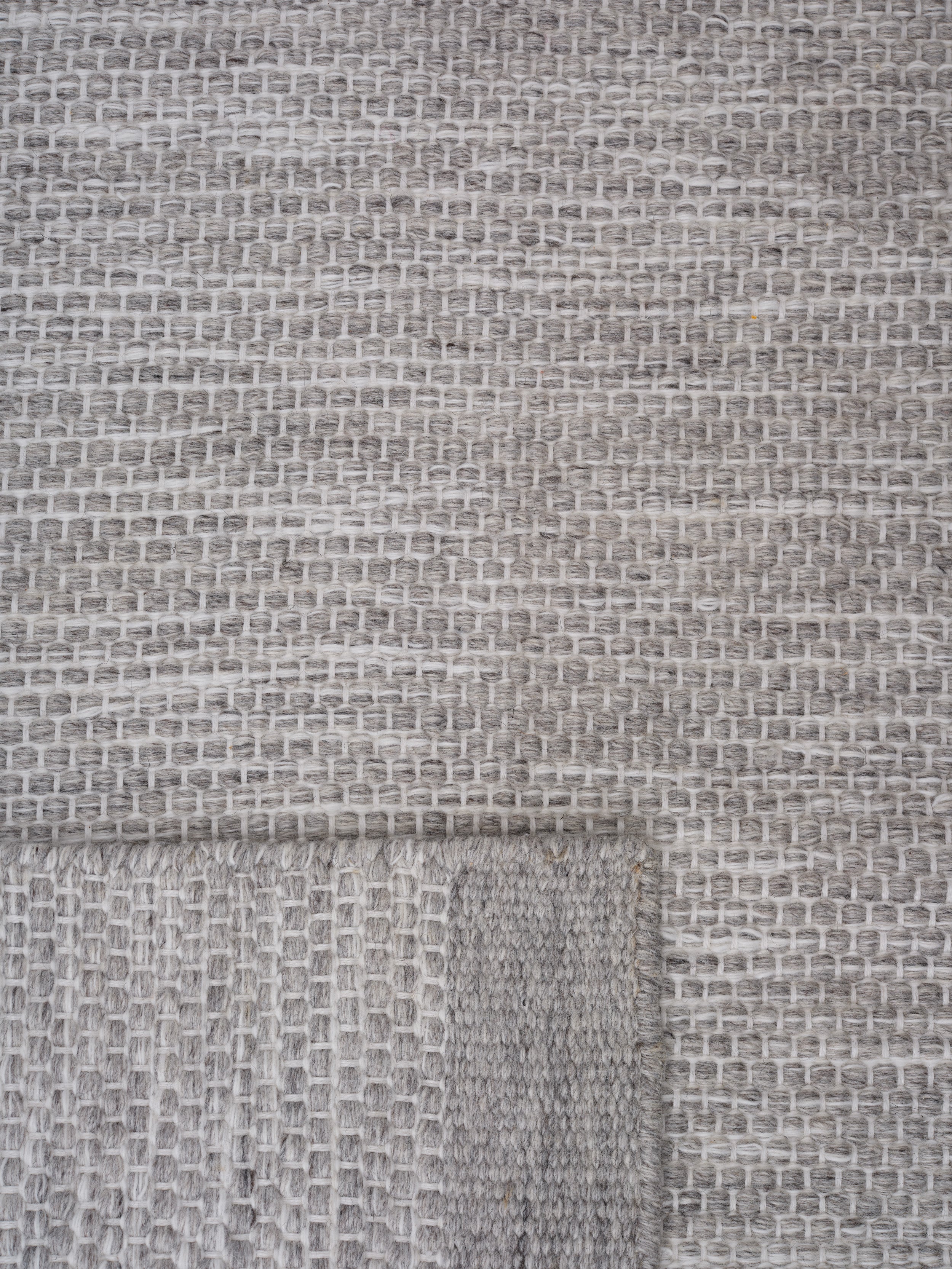 ADONIC MIST - STEEL gray rug