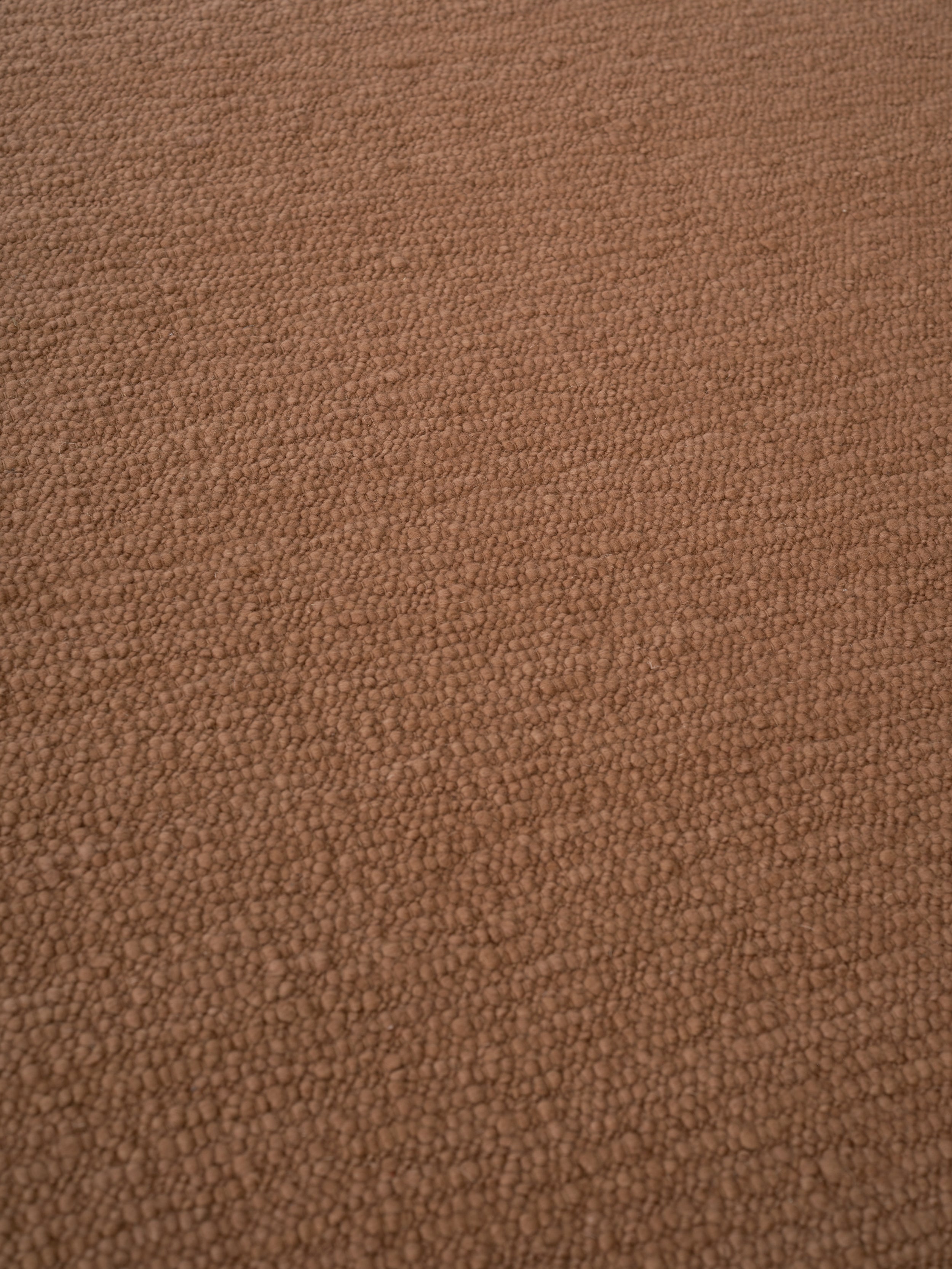 PEBBLED POEM Brick Carpet