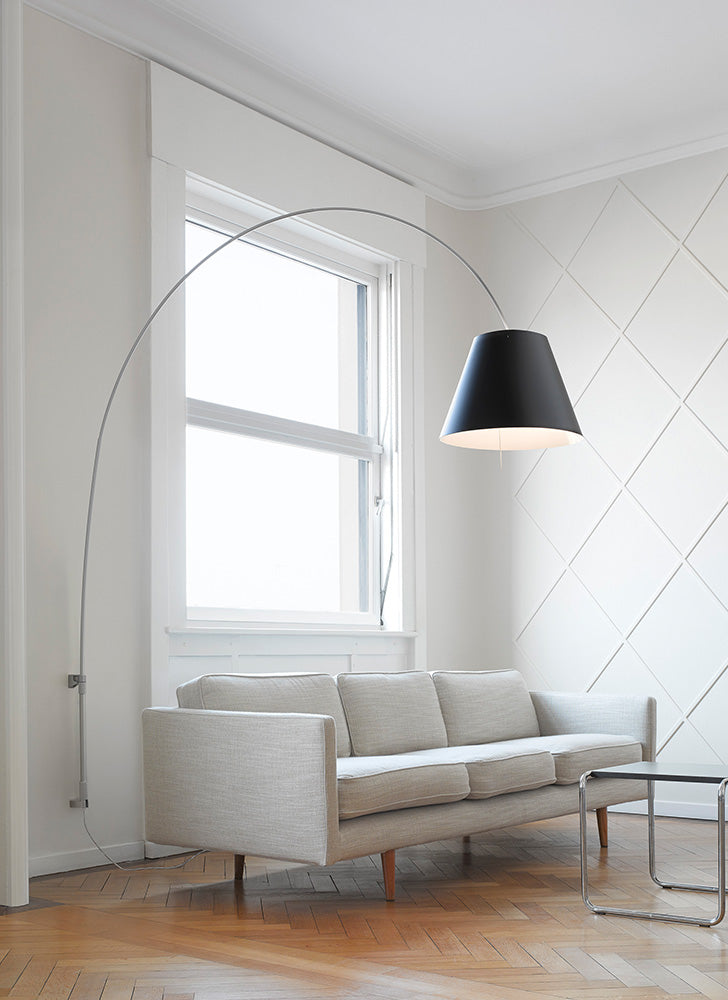 Wandlamp met arm LADY COSTANZA zwart