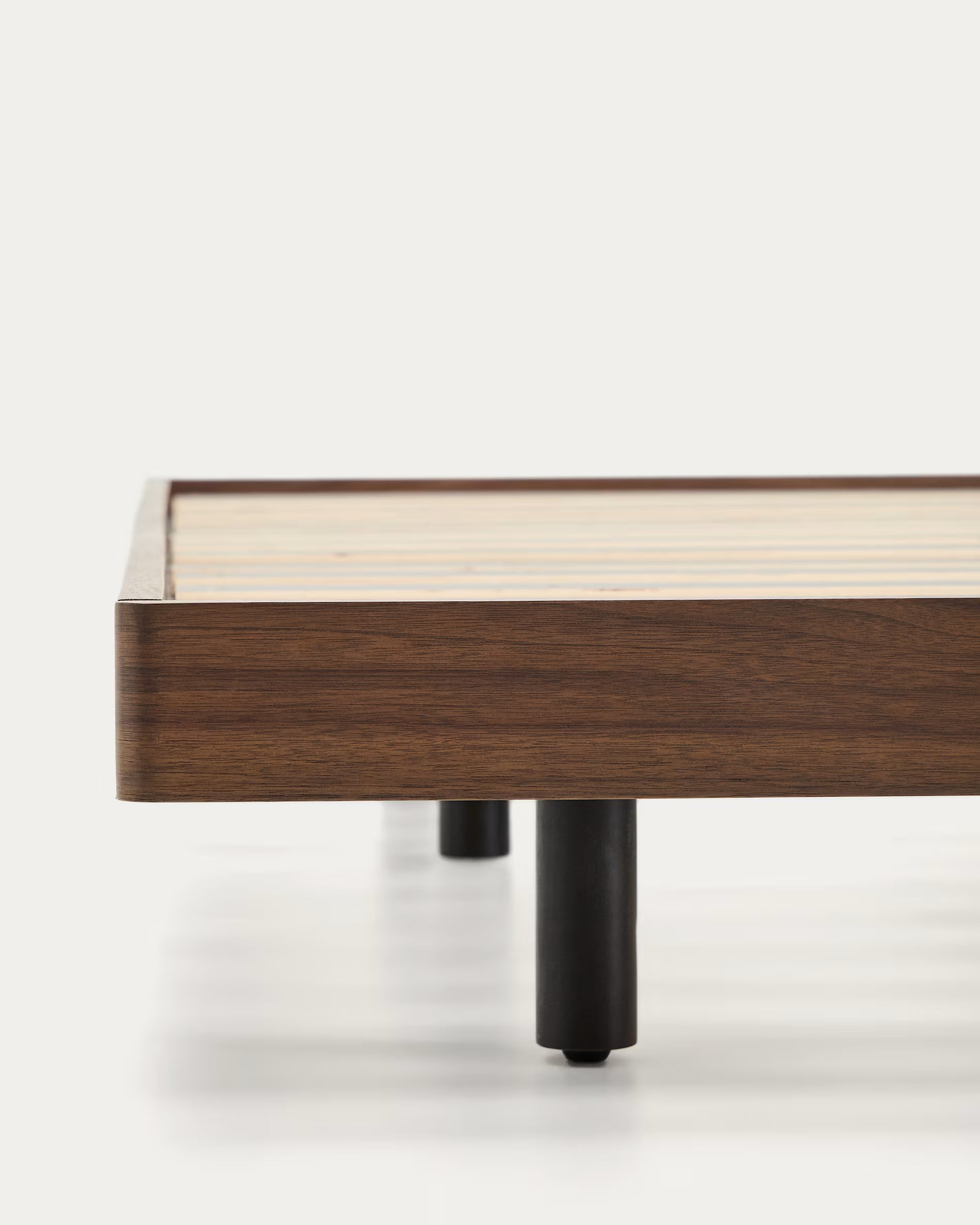 Basis van het bed NORLEN donkerbruin notenhoutfineer