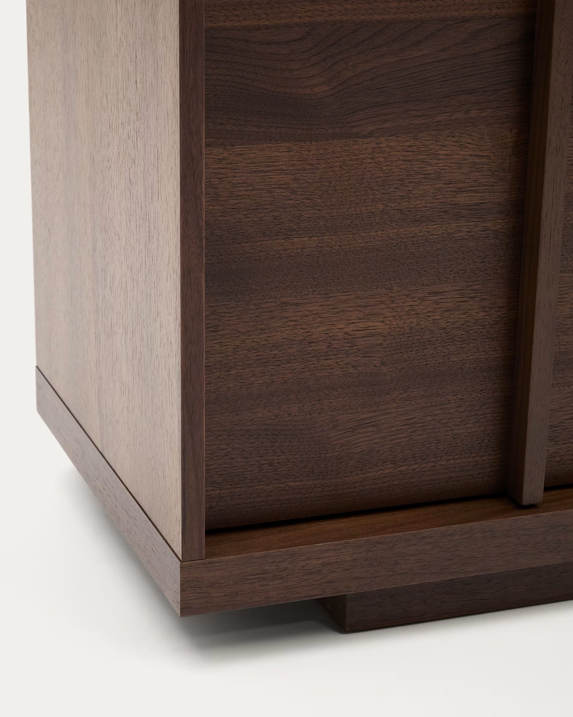 Dressoir met planken ONIX notenhout