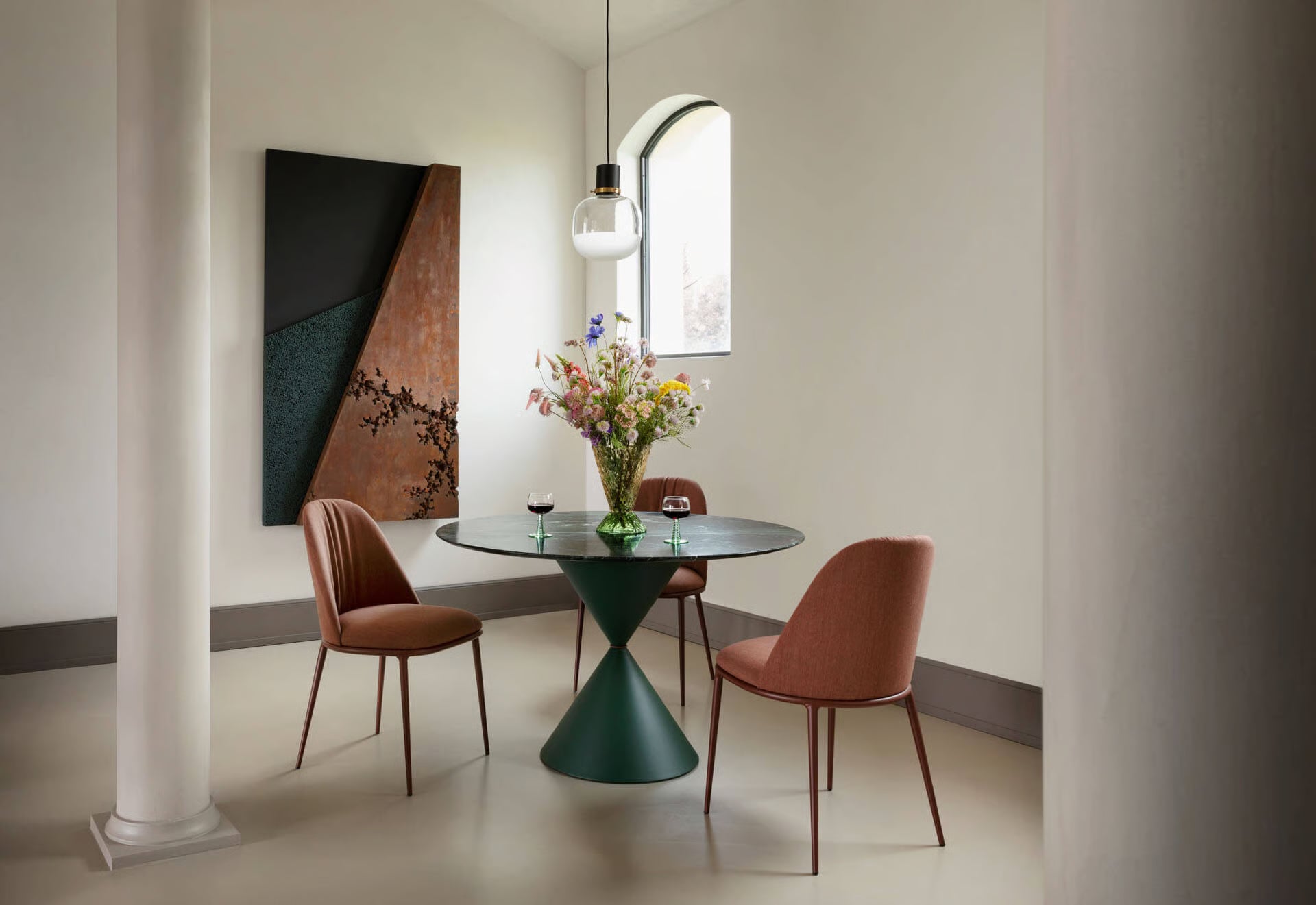 Ronde tafel CLESSIDRA zwart met fango - showroommodel