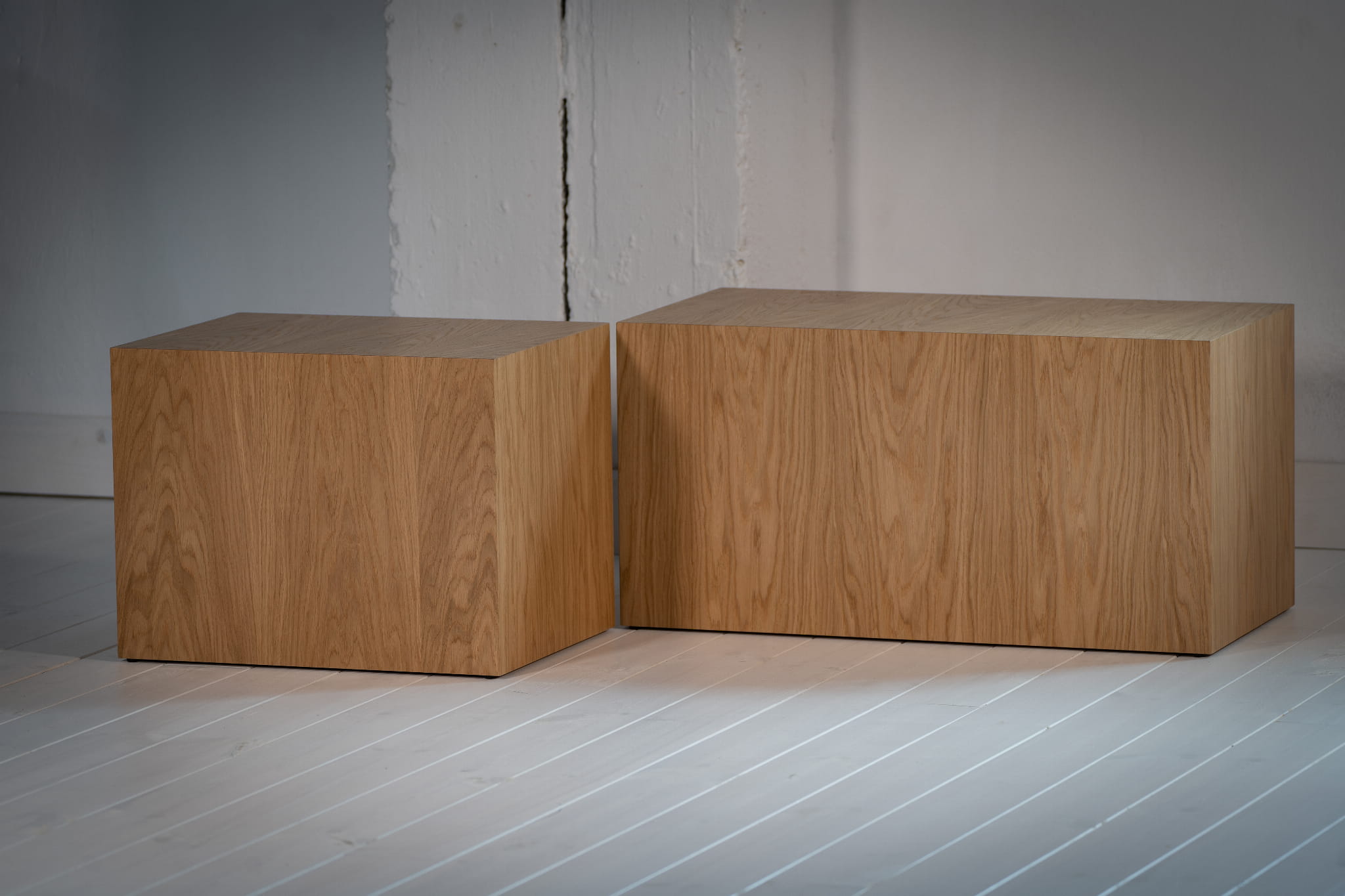 FIRKANT oak veneer coffee table