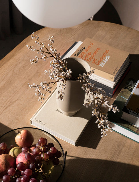 Oval table SNAREGADE black oak veneer