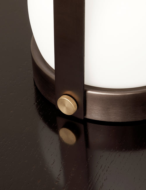 Tragbare Lampe CARRIE brüniertes Messing