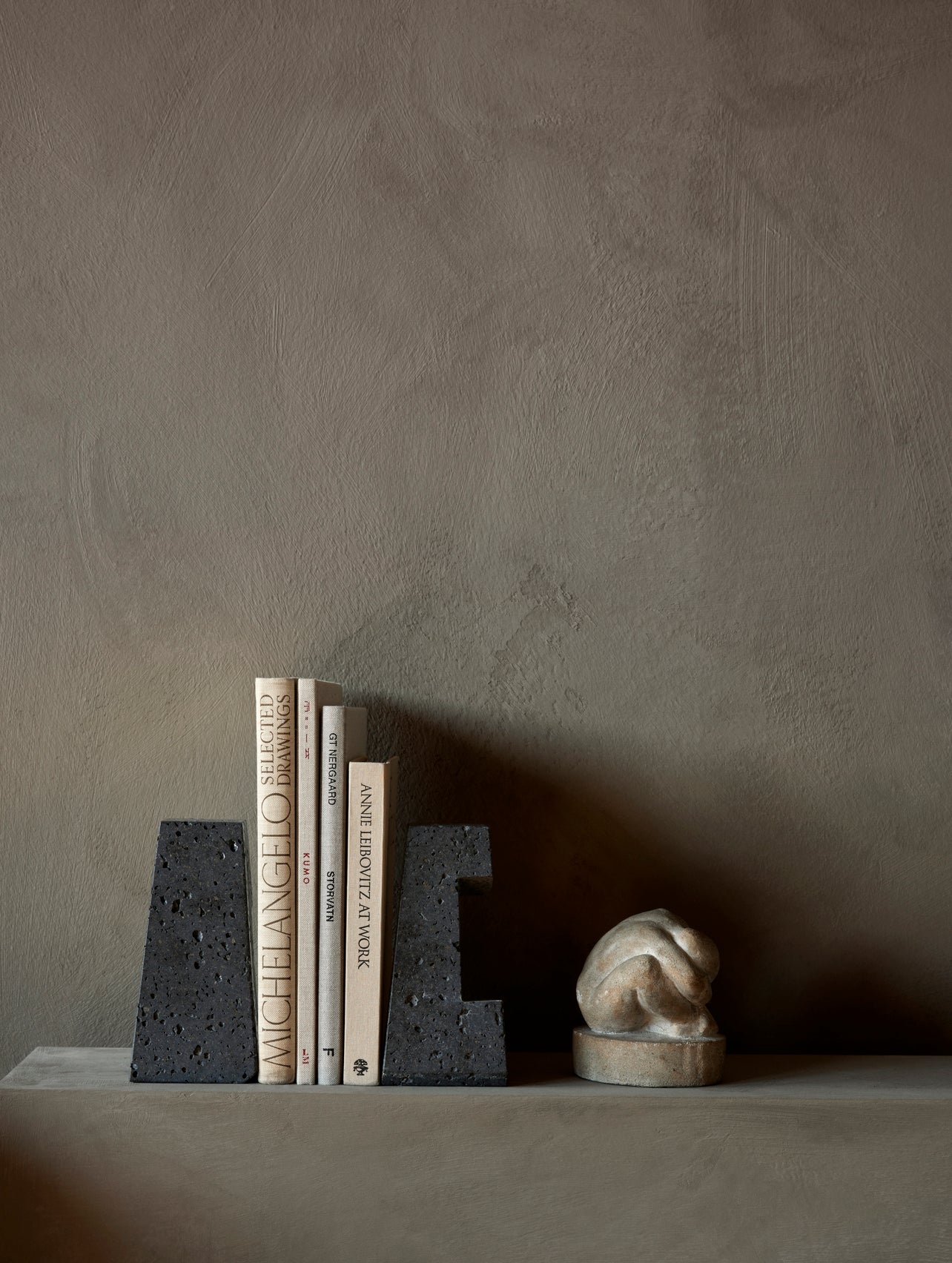 CONVERAGE bookends lava stone