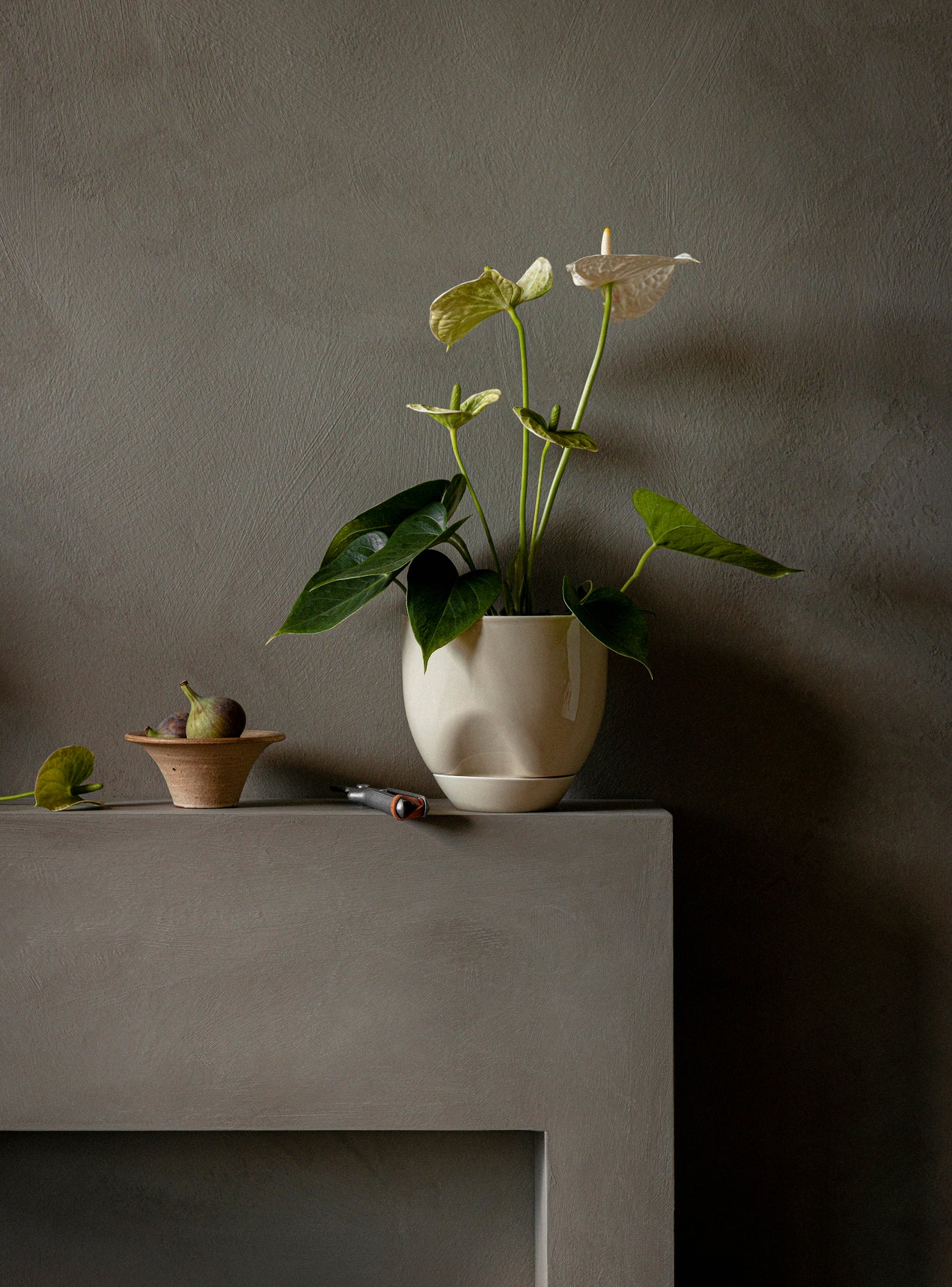 HYDROUS planter beige