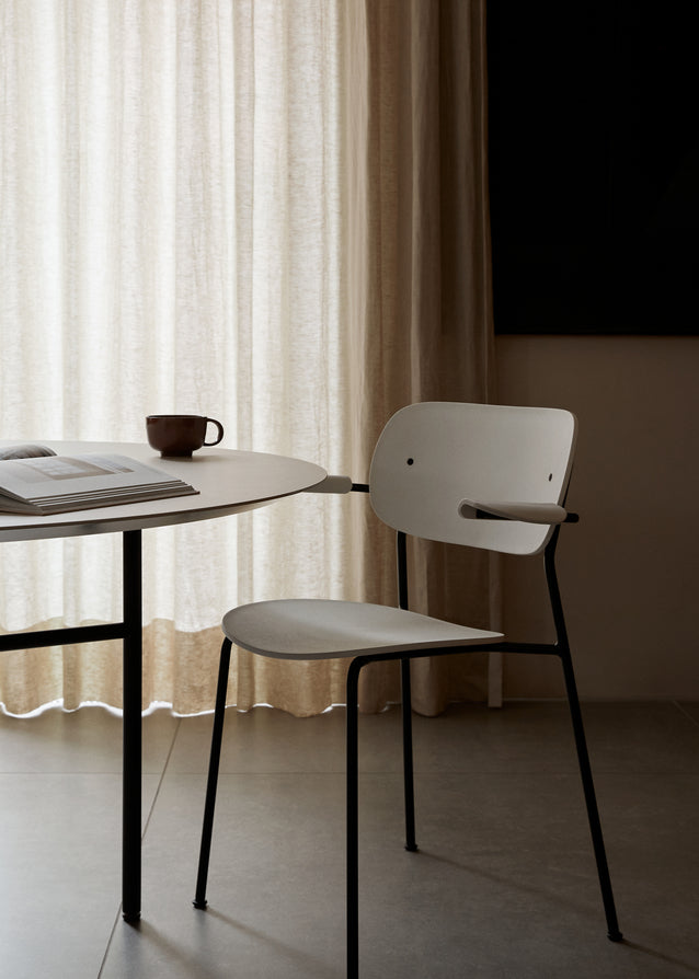 Tafel SNAREGADE zwart eikenfineer