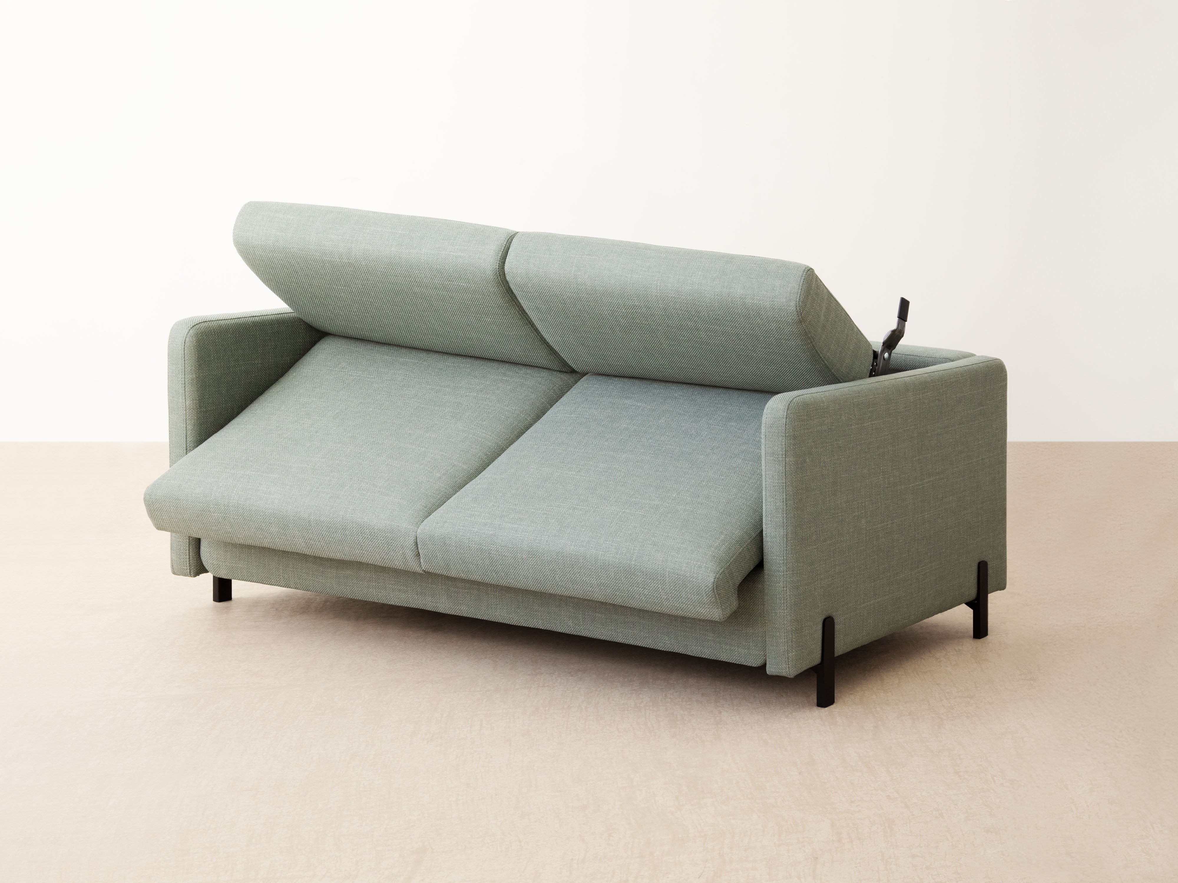 Velvet 2-seater sofa with sleeping function GLORIA beige