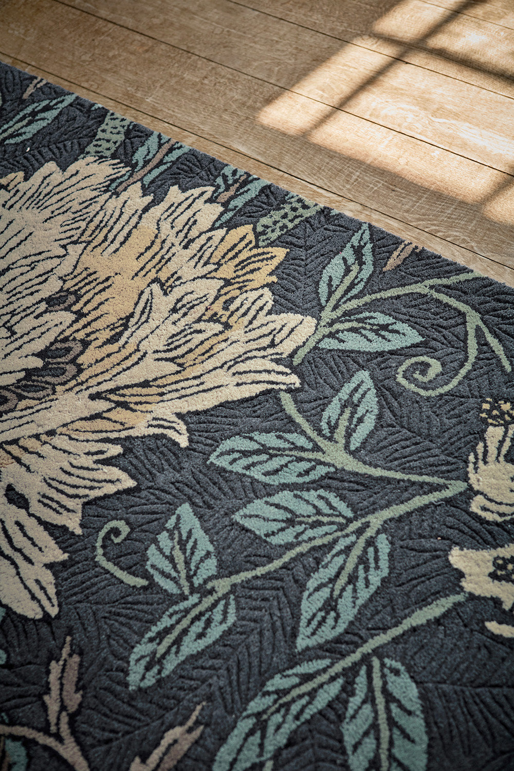 Teppich HONEYSUCKLE & TULIP TEAL granatrot