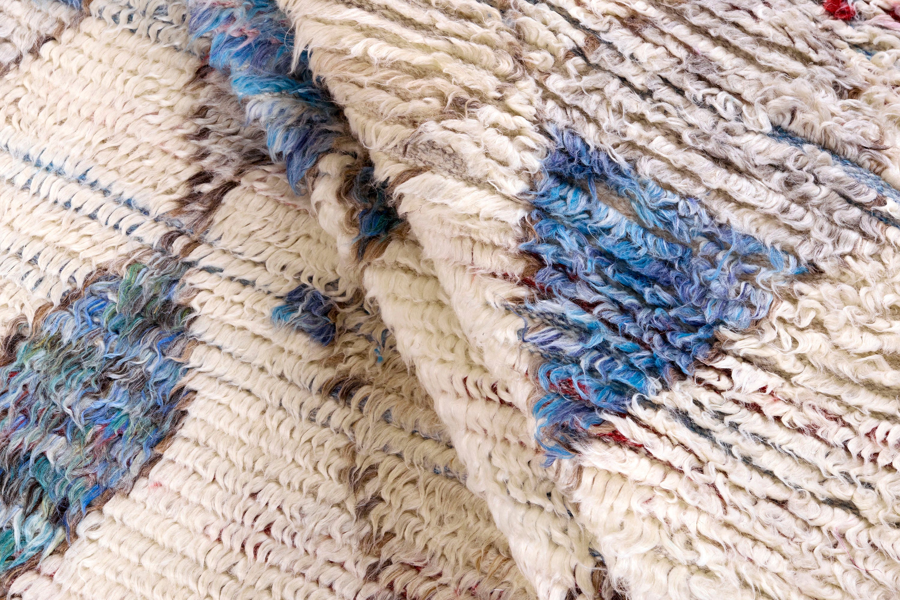 TRIBE beige rug with blue