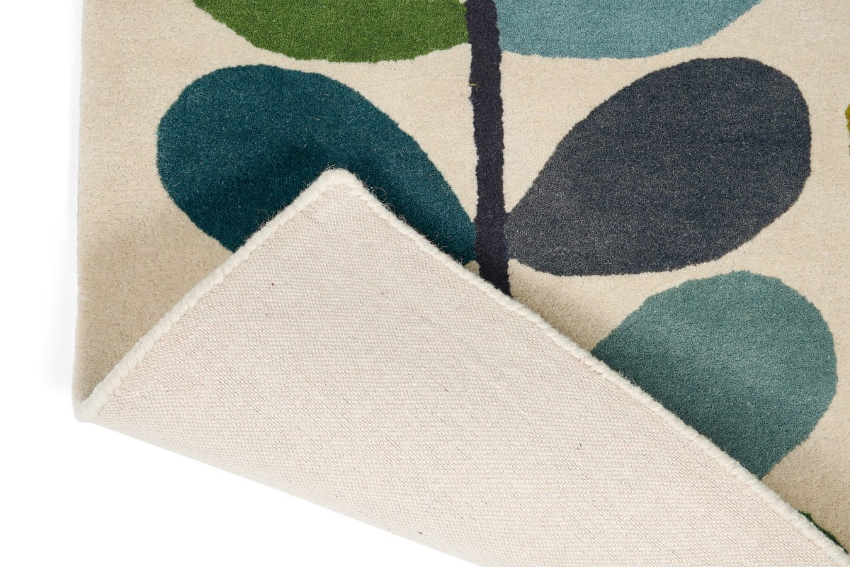 CLASSIC STEM KINGFISHER rug beige with green