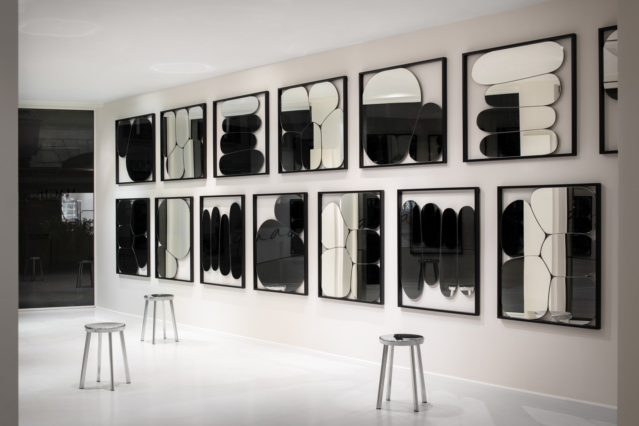 Wandspiegel MORPHED zwart