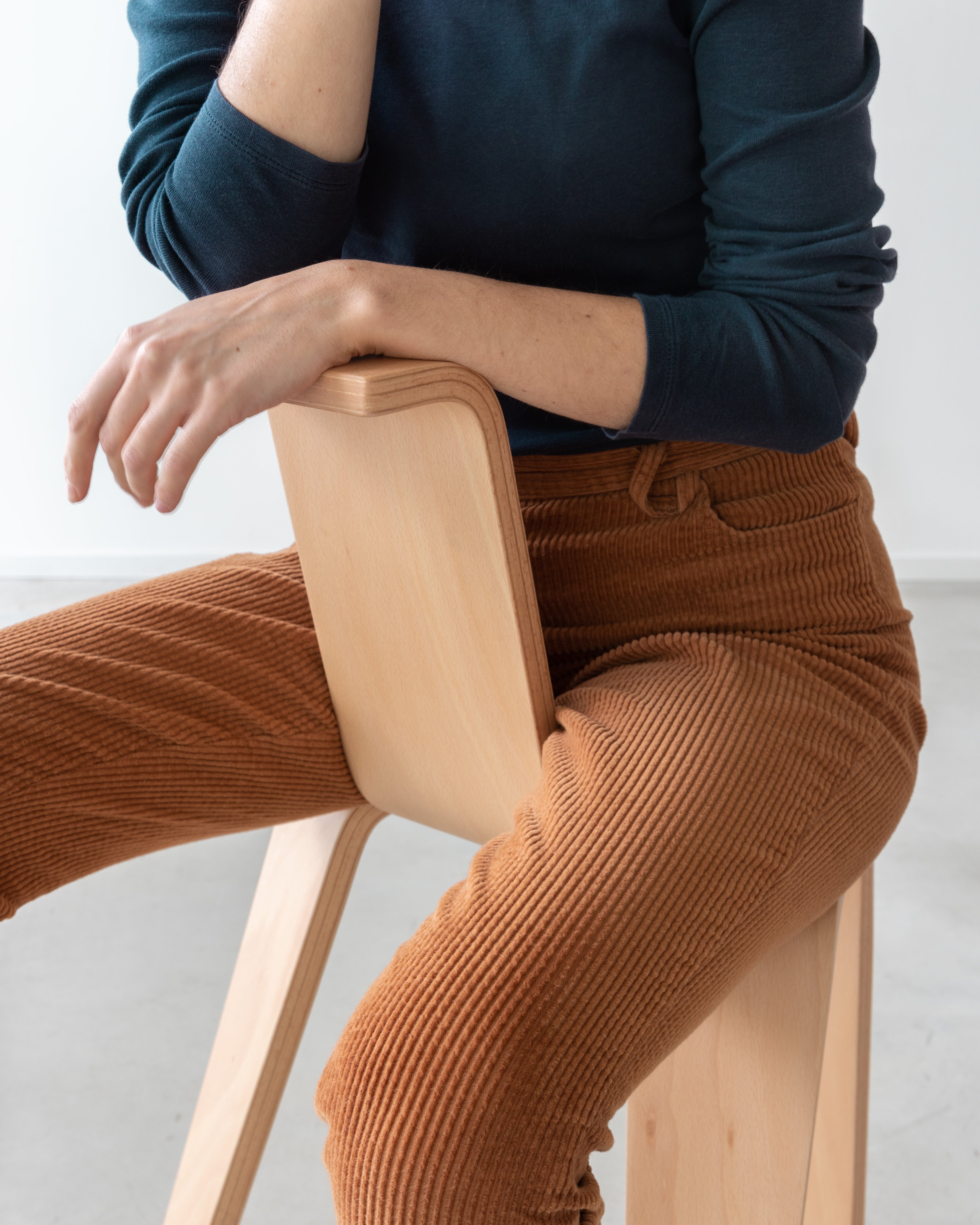 AKA Stuhl Schwarzes Buchenholz