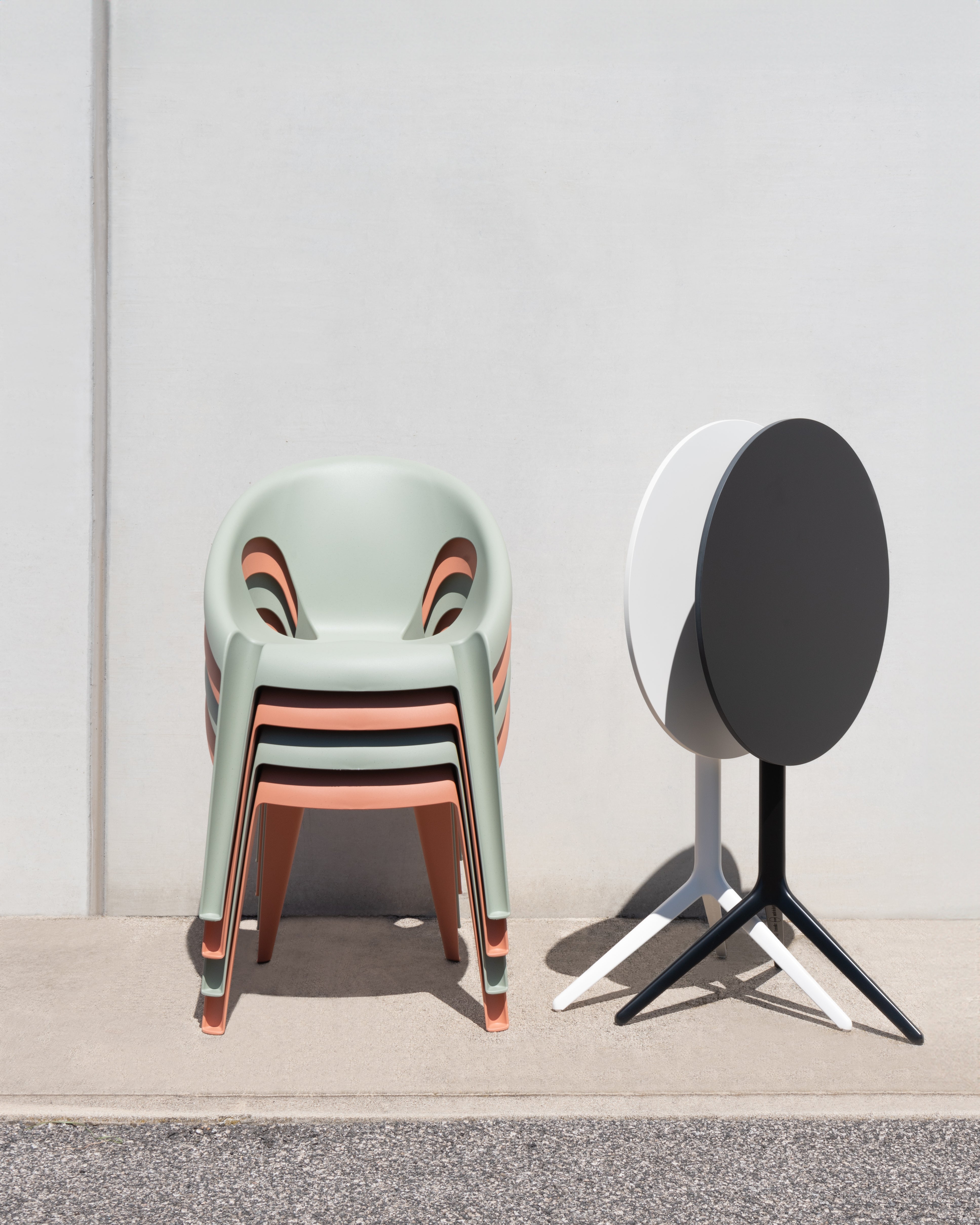 Ronde buiten tafel CENTRAL zwart