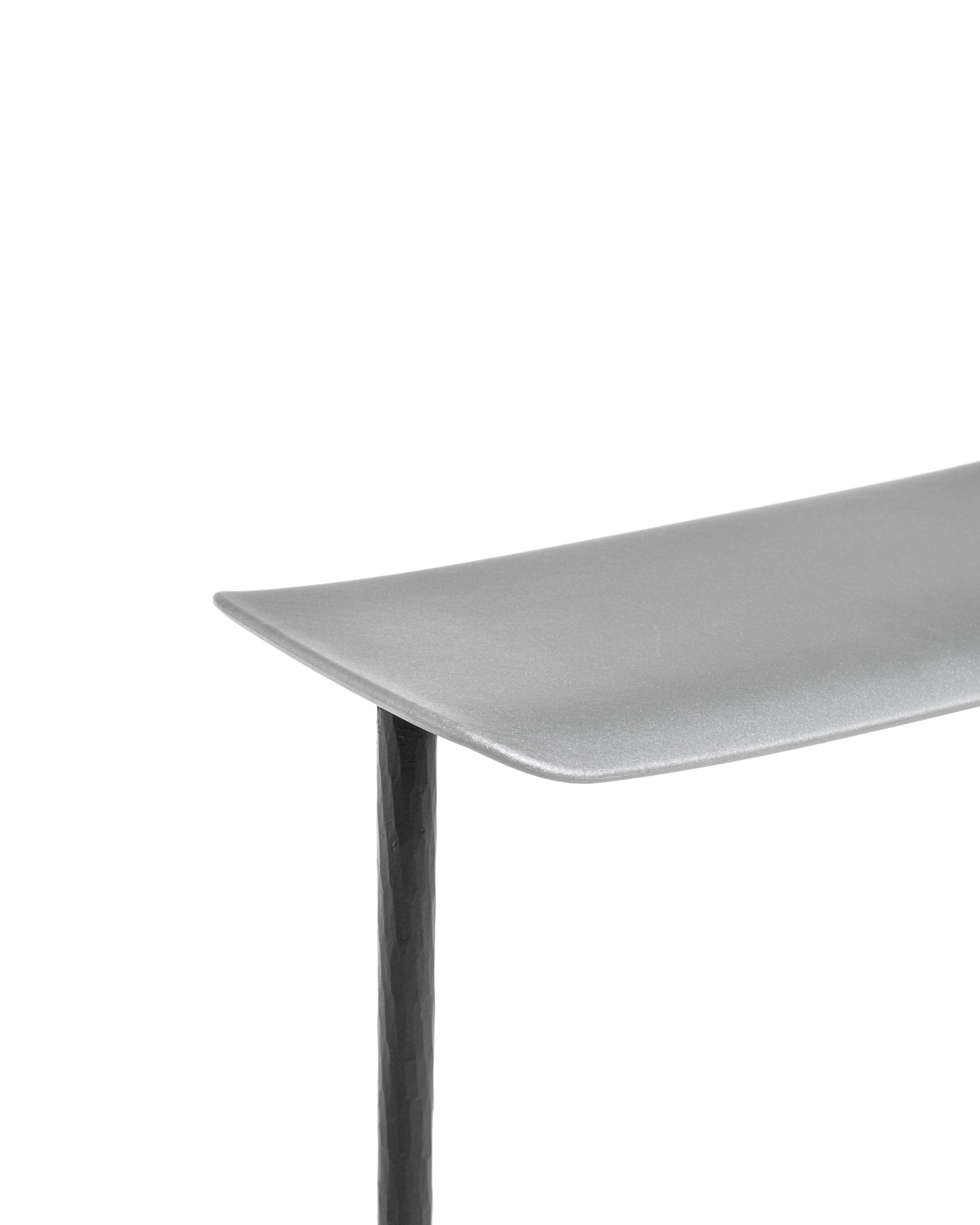 Barkruk OFFICINA antracietkleurige basis met metalen zitting